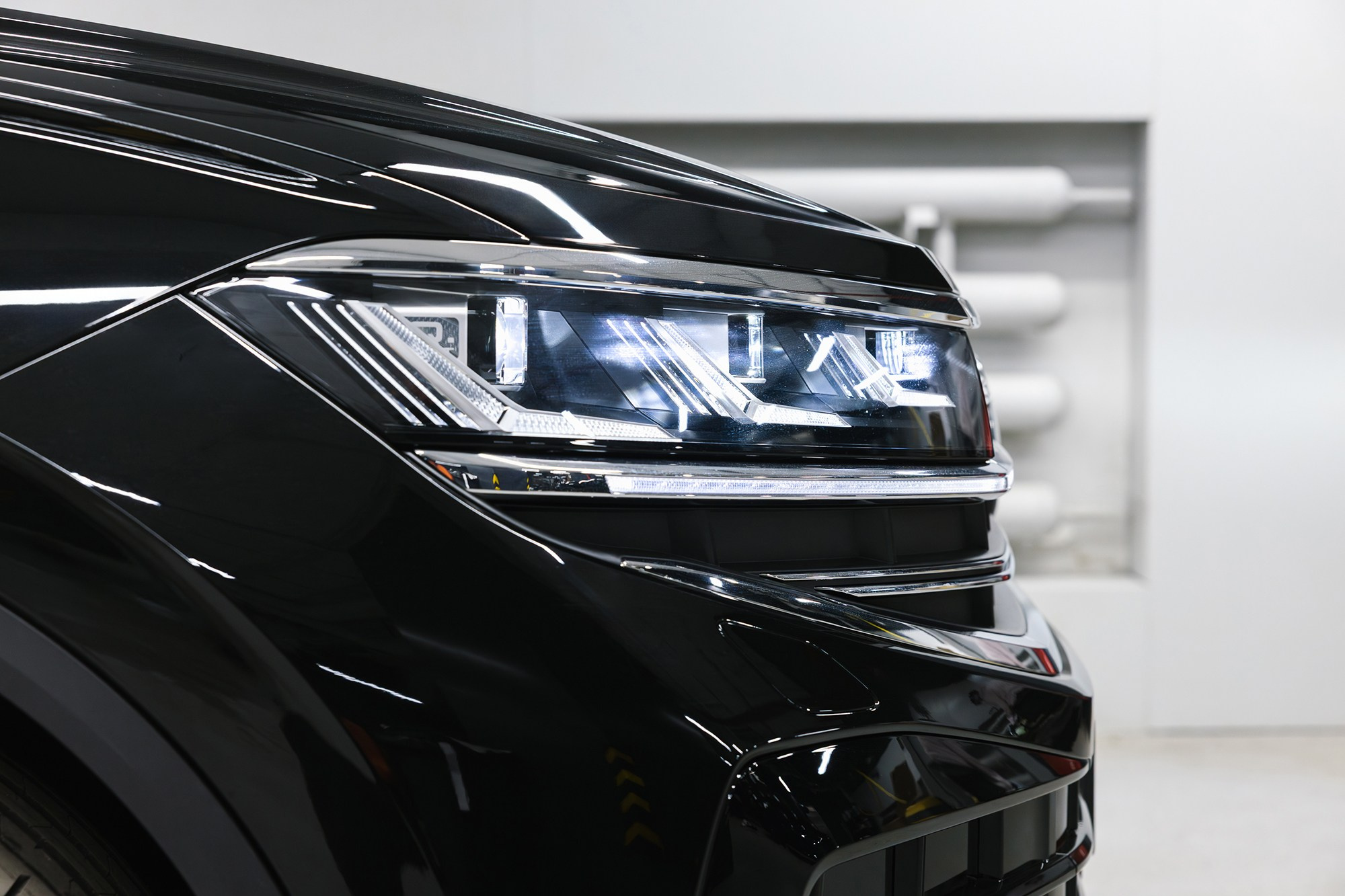 Volkswagen Touareg R-Line 3.0 TDI AT (286 л. с.) 2025. Автосалон «Х-Авто»