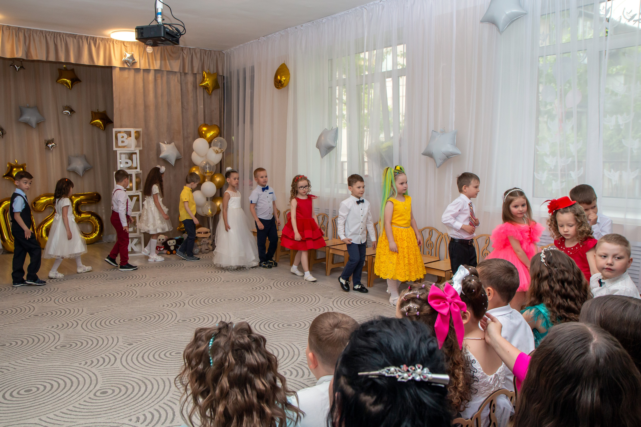 Впускной вечер в ДС «Солнышко» — 2025 г. Фотограф в Шелехове, лучшие выпускные альбомы в Шелехове