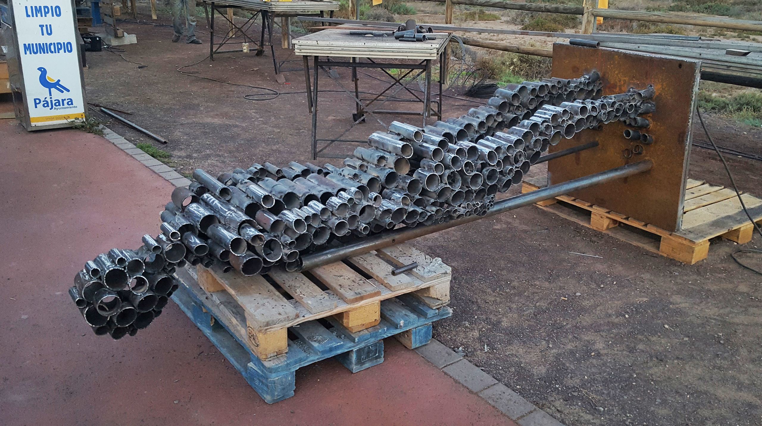 Исчезающий/ Испания/Канарские о-ва/Фуэртевентура/2018. Художник — скульптор Антонина Фатхуллина