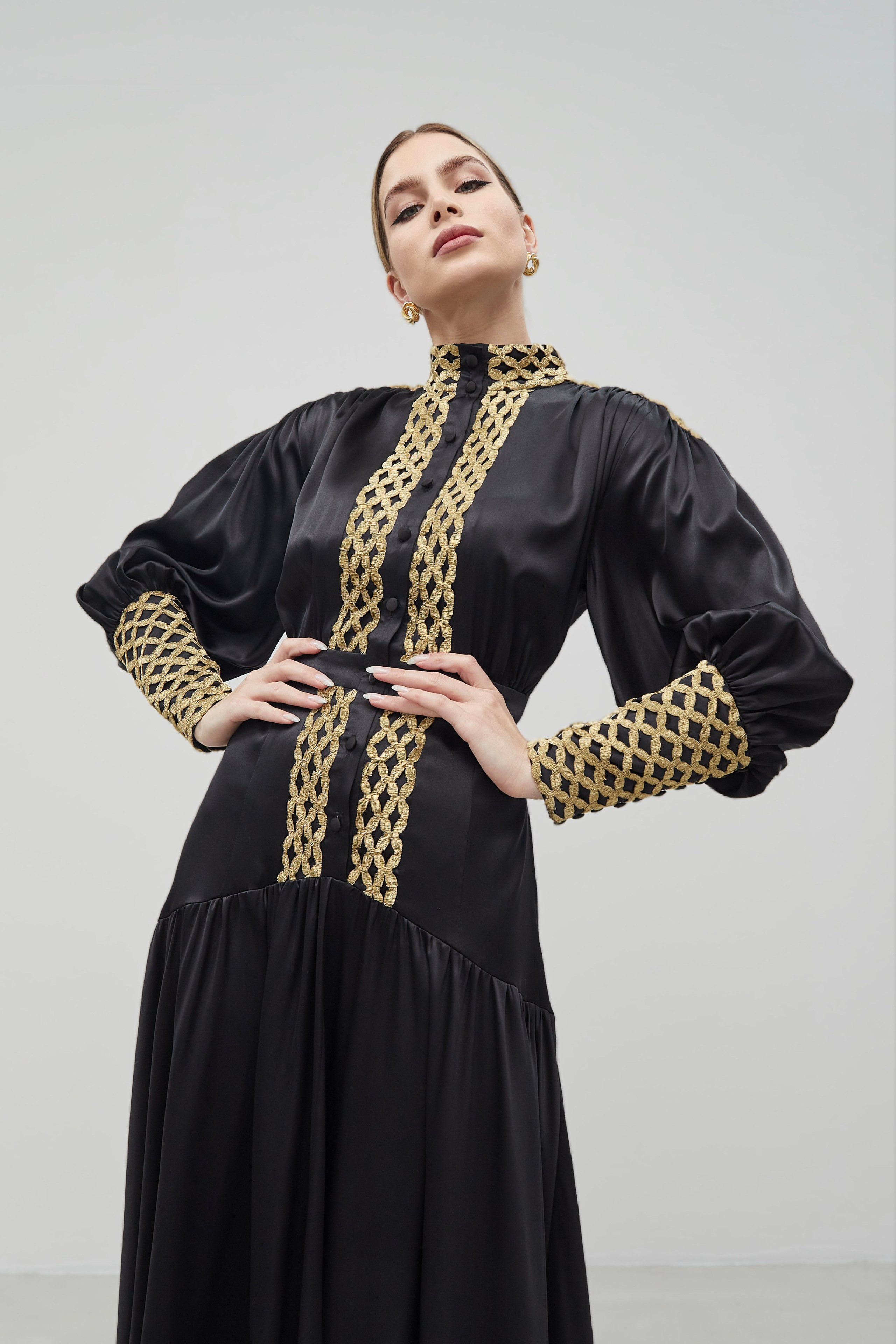 "Профессиональная каталожная фотосъемка товаров для e-commerce и интернет-магазинов""Высококачественная каталожная съемка одежды и аксессуаров с белым фоном""Рекламная каталожная фотосъемка для маркетинга продуктов и брендов""Студийная каталожная съемка с детальной проработкой текстур и материалов""Коммерческая каталожная фотосъемка для каталогов и онлайн-платформ""Фотография каталожной съемки с акцентом на дизайн и презентацию товаров""Предметная каталожная съемка для увеличения продаж в e-commerce""Профессиональная каталожная фотосъемка с использованием студийного освещения""Рекламные фото каталожной съемки для сайтов и социальных сетей""Высокоточная каталожная съемка товаров для презентаций и брошюр""Каталожная фотосъемка высокого разрешения для онлайн-магазинов""Коммерческая каталожная съемка с фокусом на качество и детализацию""Студийная каталожная фотосъемка для брендов и ритейла""Фотографии каталожной съемки для маркетинговых кампаний""Профессиональная каталожная съемка для каталогов и увеличения конверсии" "Профессиональная съемка на модели для модных брендов и рекламы""Высококачественная фотосъемка на модели с креативным освещением и позами""Рекламная съемка на модели для каталогов одежды и аксессуаров""Студийная съемка на модели с акцентом на стиль и индивидуальность""Коммерческая фотосъемка на модели для fashion-индустрии""Фотография съемки на модели с профессиональным ретуши для журналов""Модная съемка на модели для продвижения бренда и коллекций""Профессиональная съемка на модели с использованием естественного света""Рекламные фото съемки на модели для социальных сетей и веб-сайтов""Высокоточная фотосъемка на модели для портфолио и презентаций""Съемка на модели высокого разрешения для модных кампаний""Коммерческая съемка на модели с фокусом на тренды и дизайн""Студийная фотосъемка на модели для e-commerce и маркетинга""Фотографии съемки на модели для брендов и увеличения продаж""Профессиональная модная съемка на модели для каталогов и рекламы"