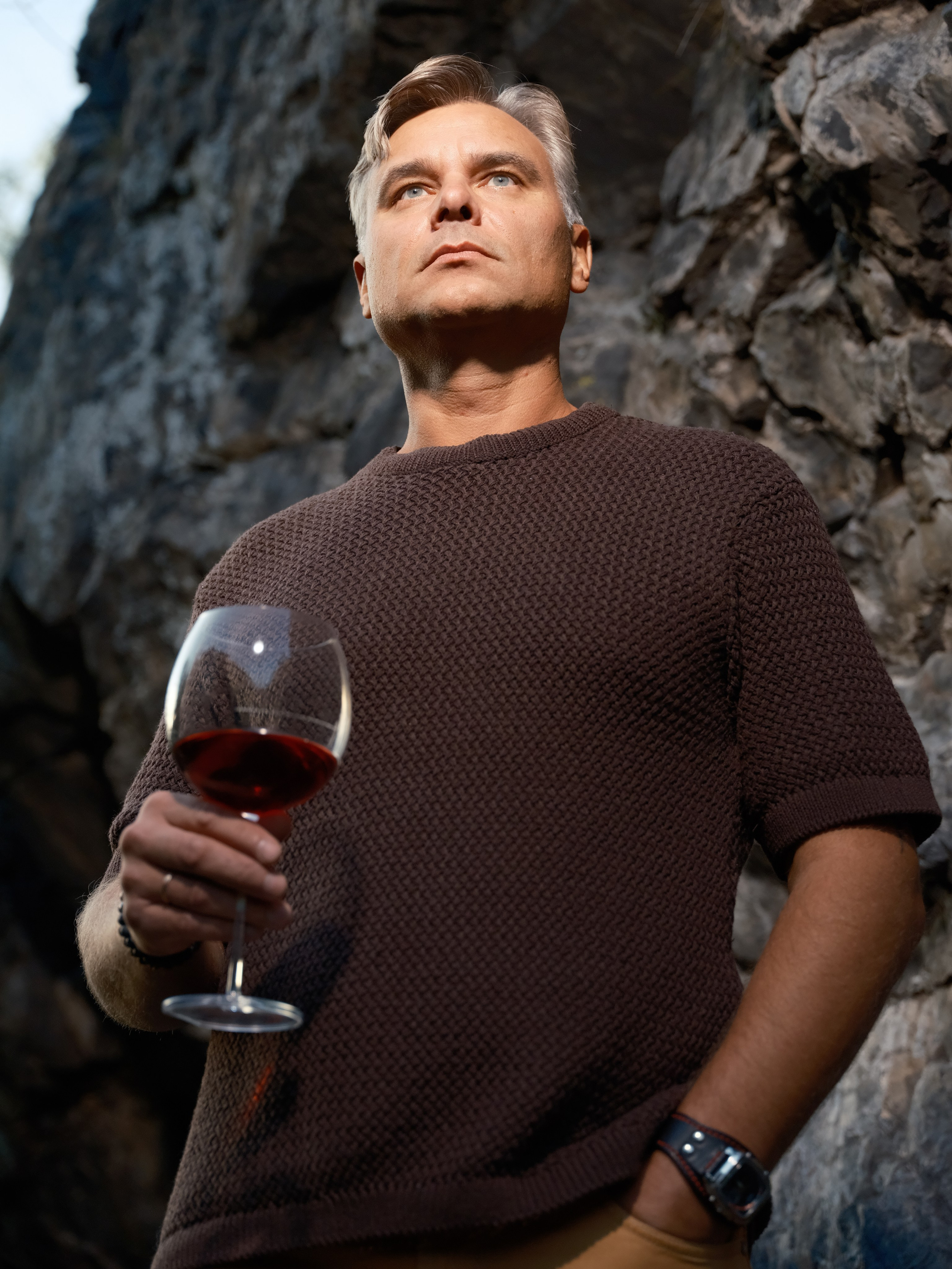 Вадим и вино. Фотограф в Москве и Праге: индивидуальные портреты, парные фотосессии