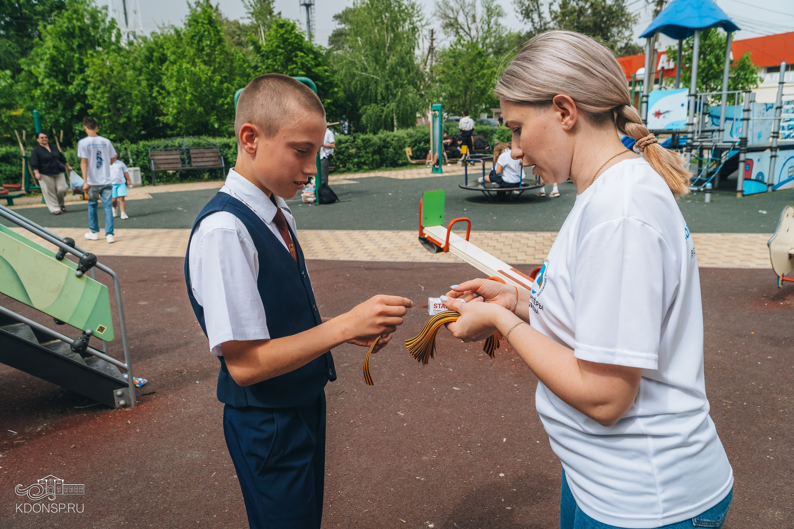 «Георгиевская ленточка — символ Победы». Новотитаровский Дом культуры