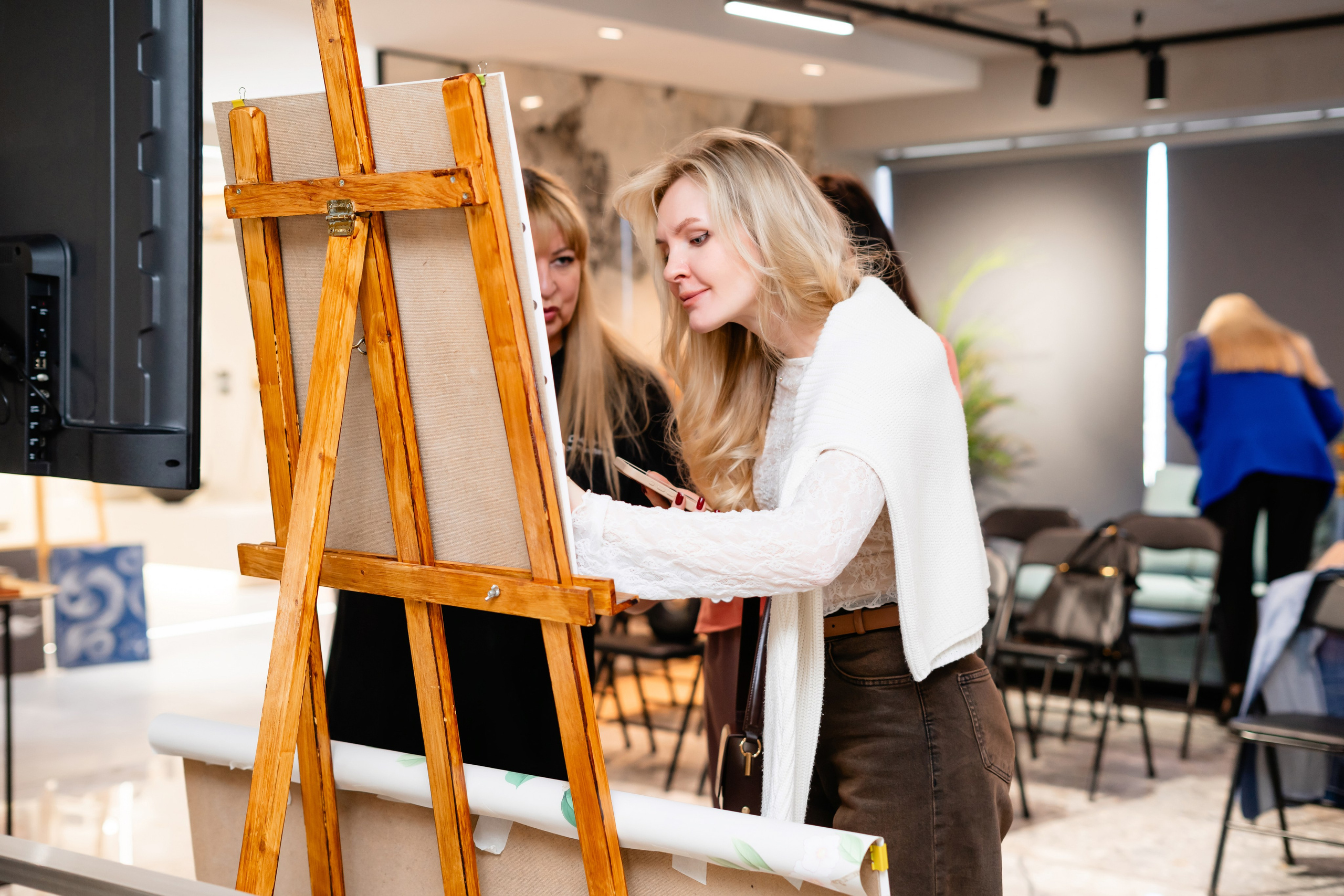 Бомонд / Презентация FRESQ. Фотограф мероприятий в Ростове-на-Дону Есманская Елена