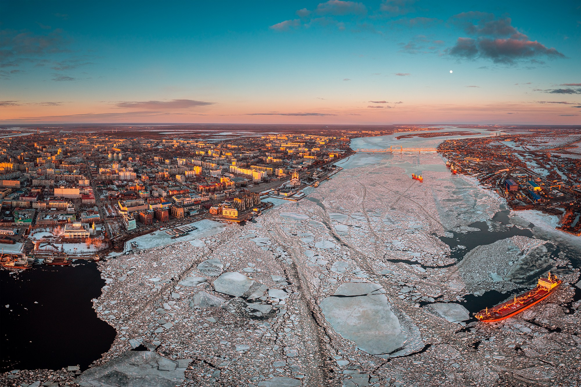 Город. Аэросъемка в Архангельске, Александр Ермолин