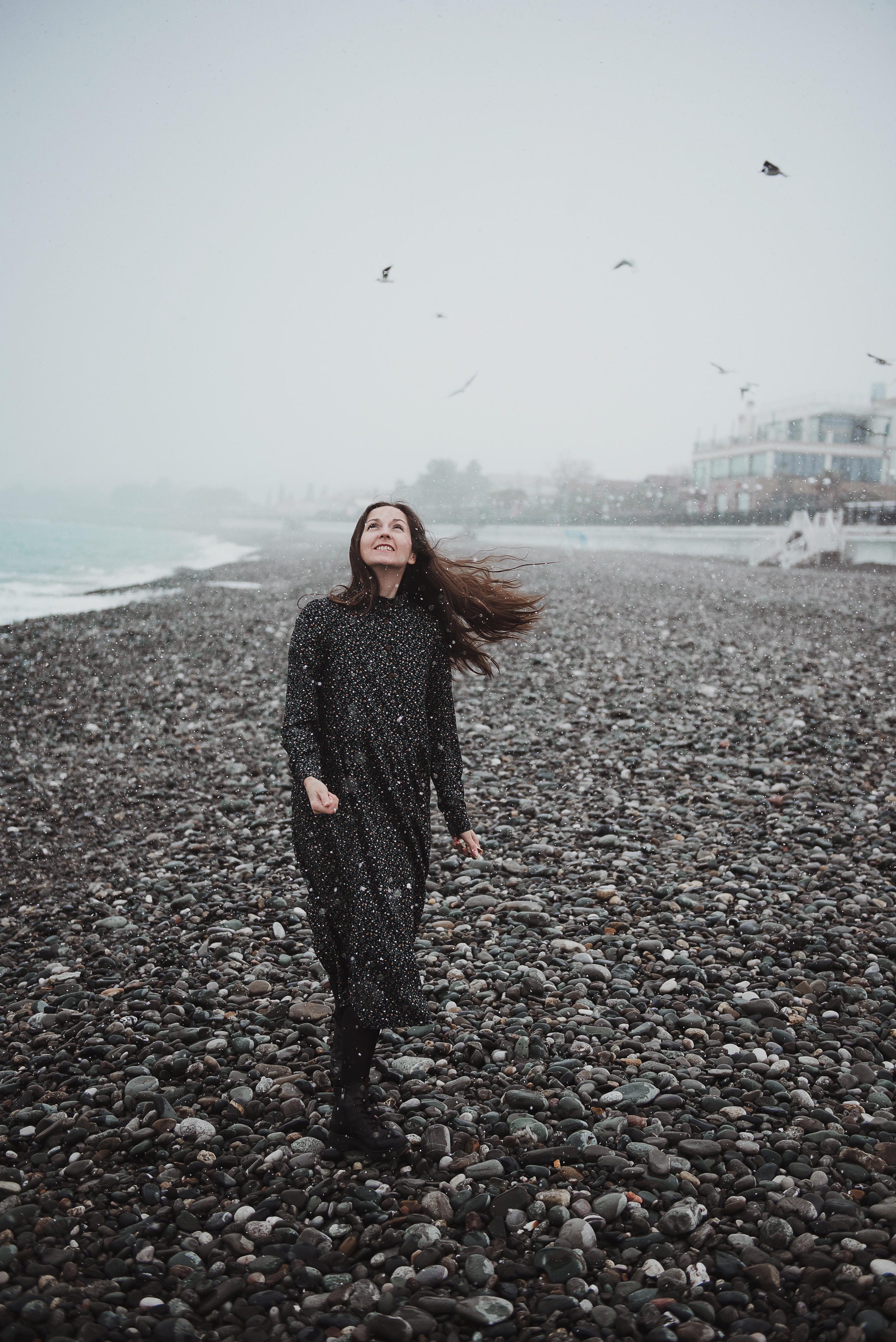 Лена и море. Сочи. Март. Свадебный и семейный фотограф в Воронеже Алёна Пшеничная