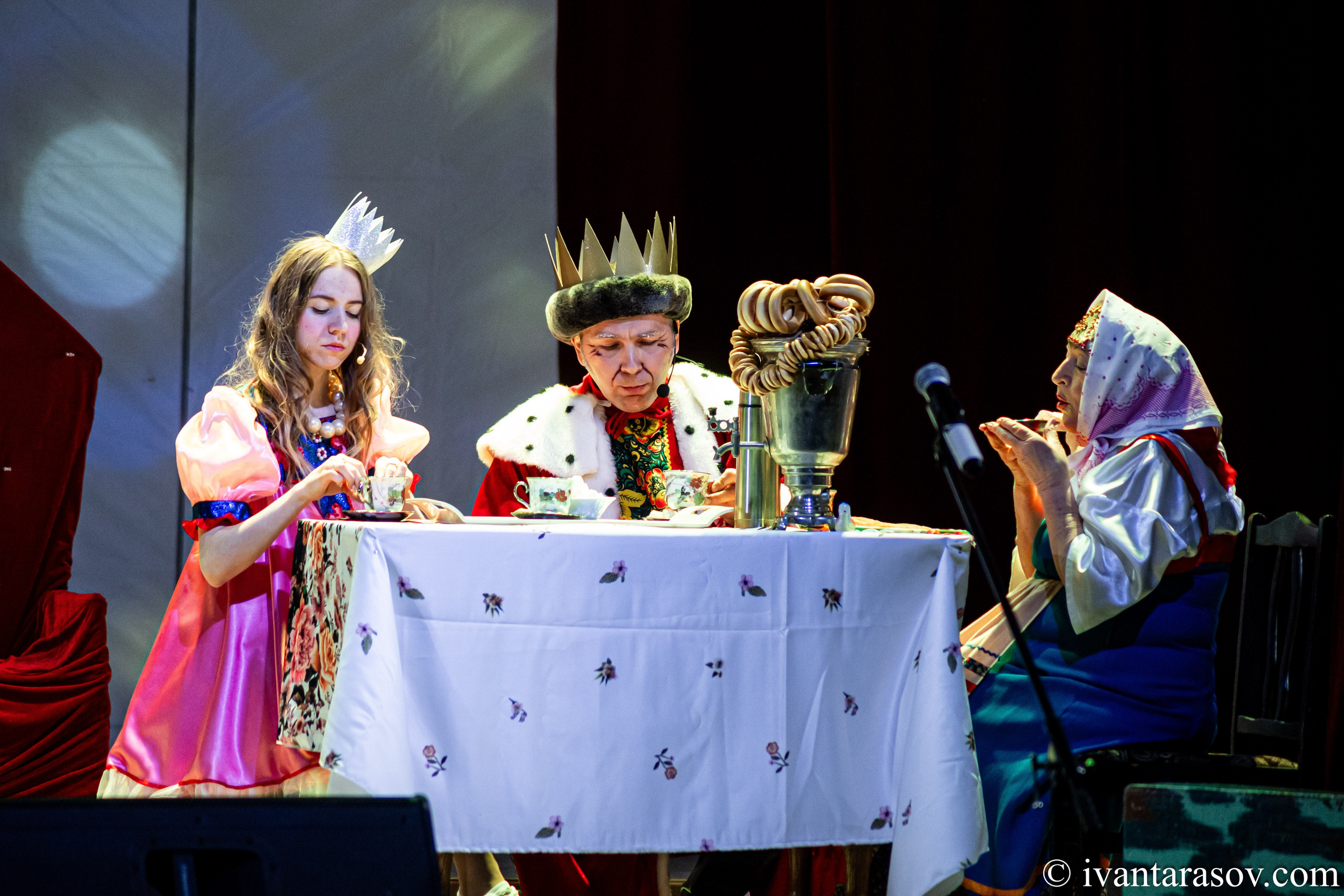 Народная самодеятельность «Музыкальная сказка Летучий корабль»