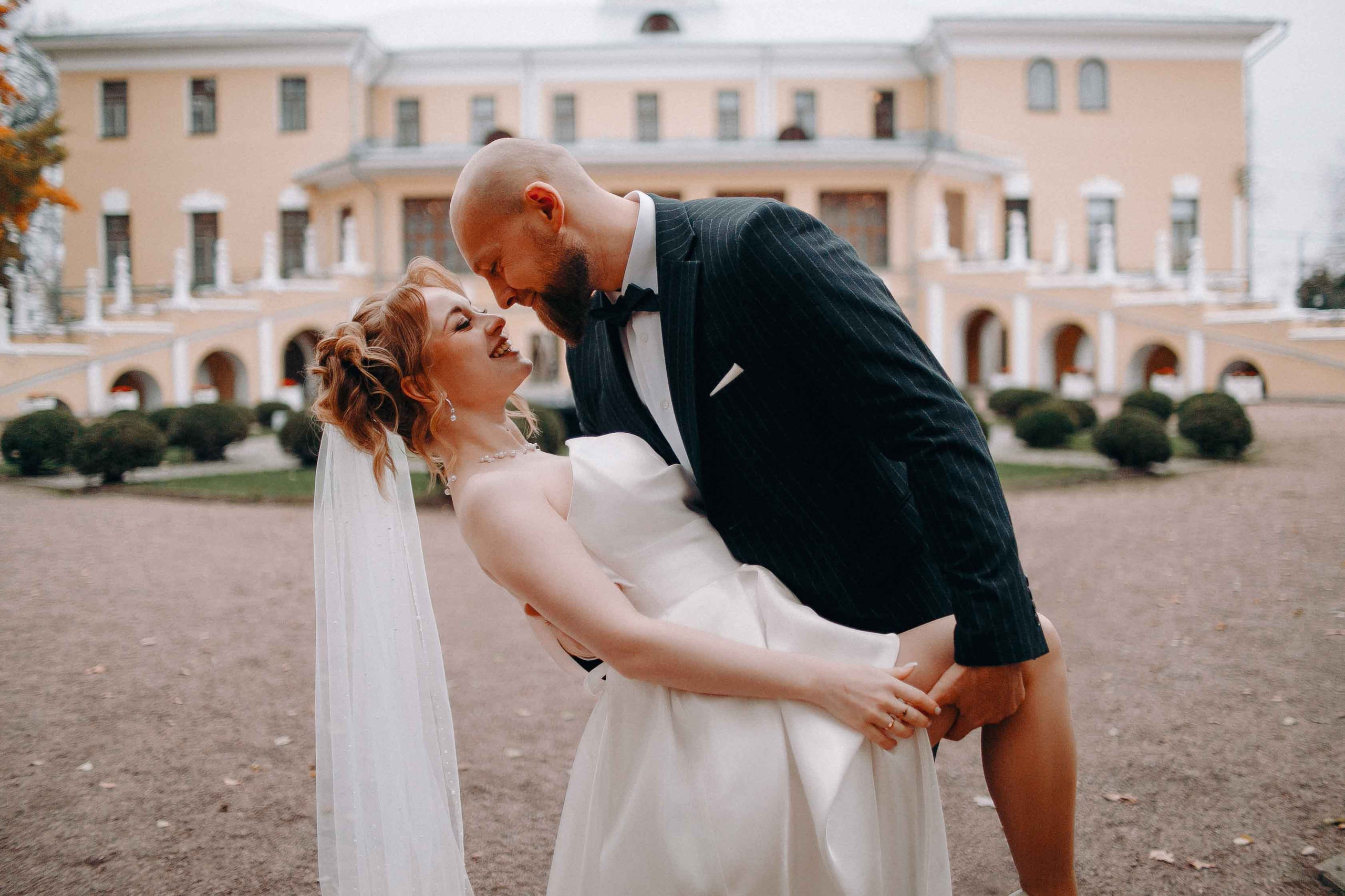 Загс + площадка. Ваш репортажный фотограф Артемий Антонов