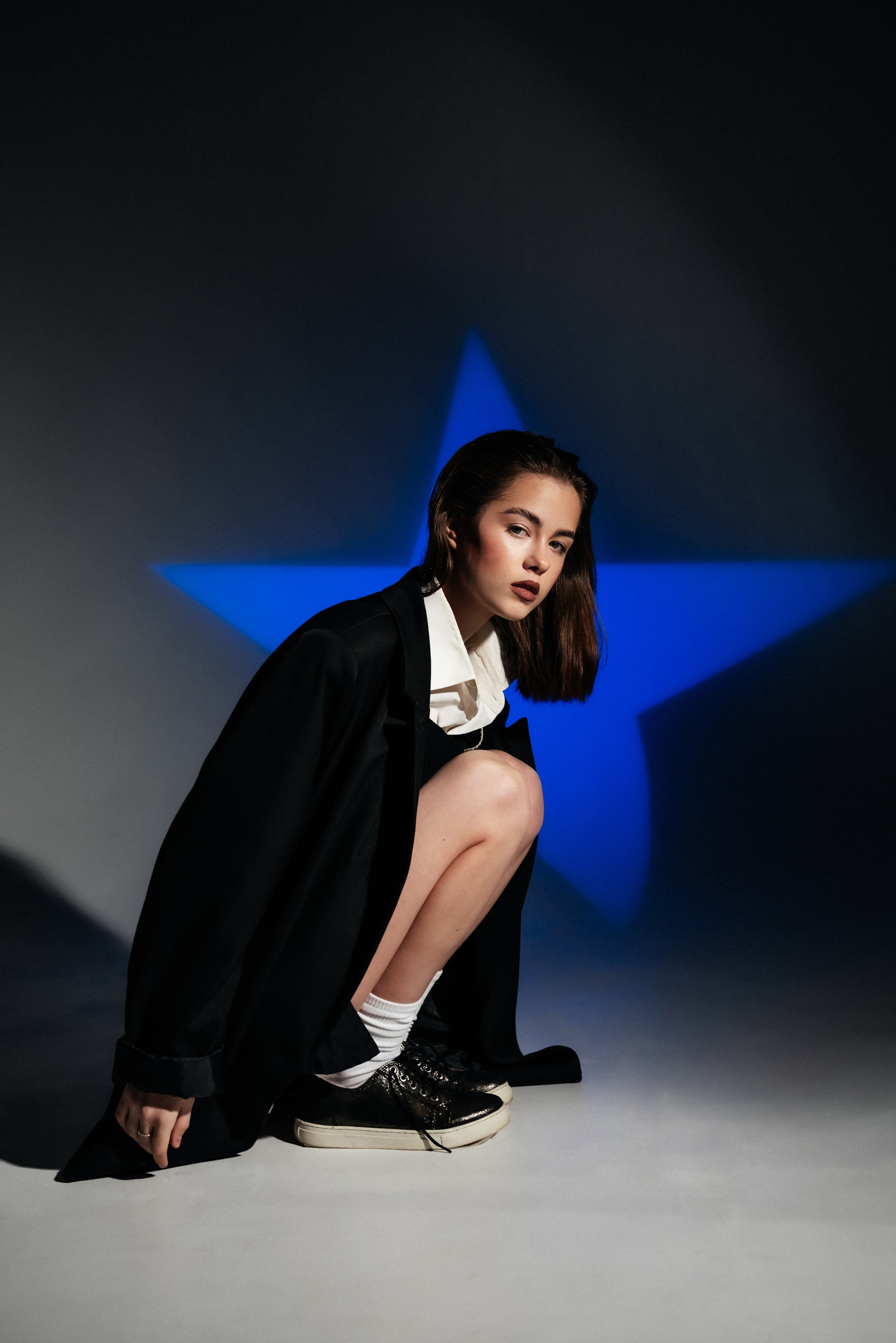 Студийная фотосессия на циклорамме с цветным светом. Фотограф в Новосибирске Юлия Туманова