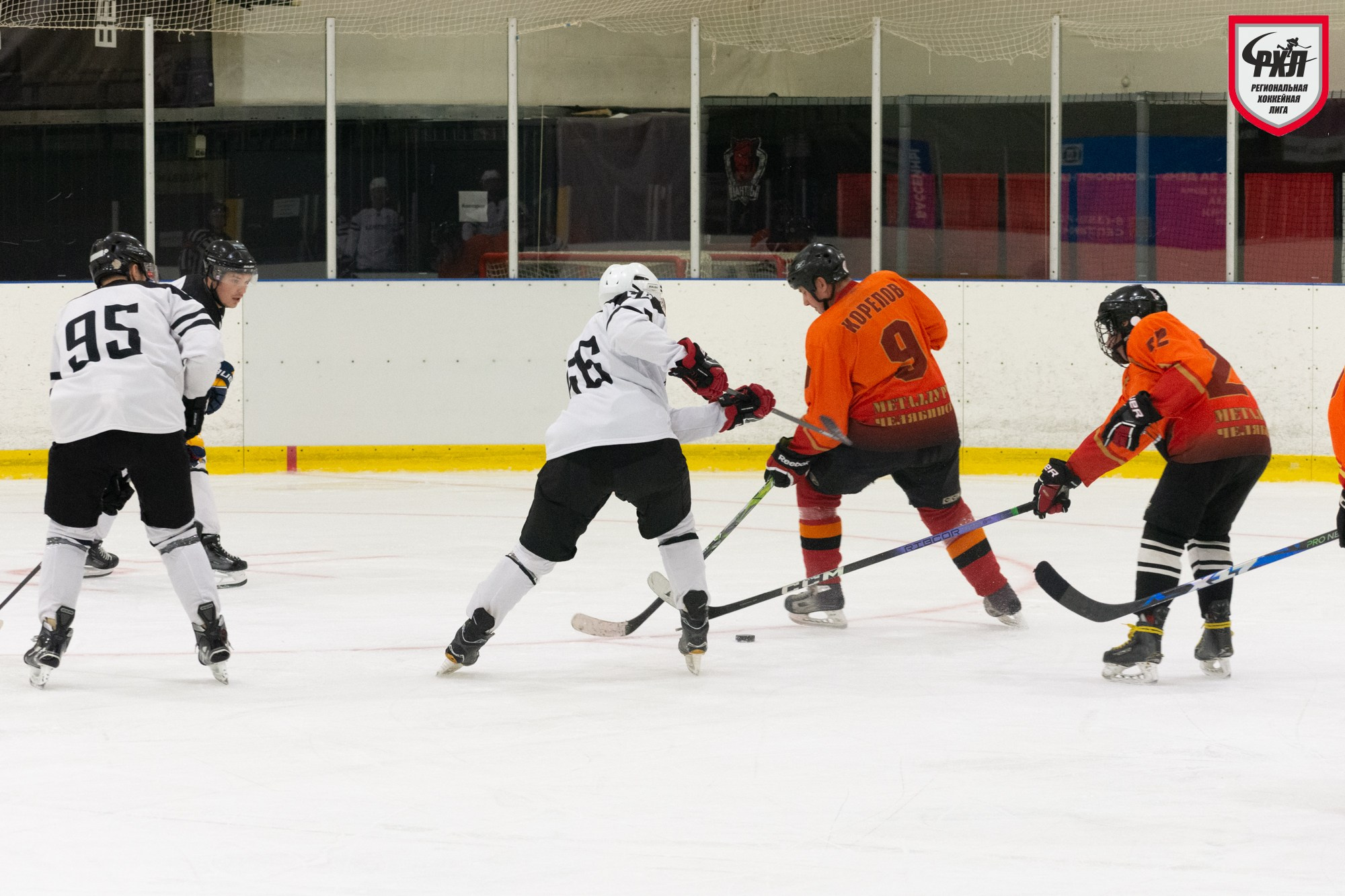 Хоккей. Фотограф Максим Буряк