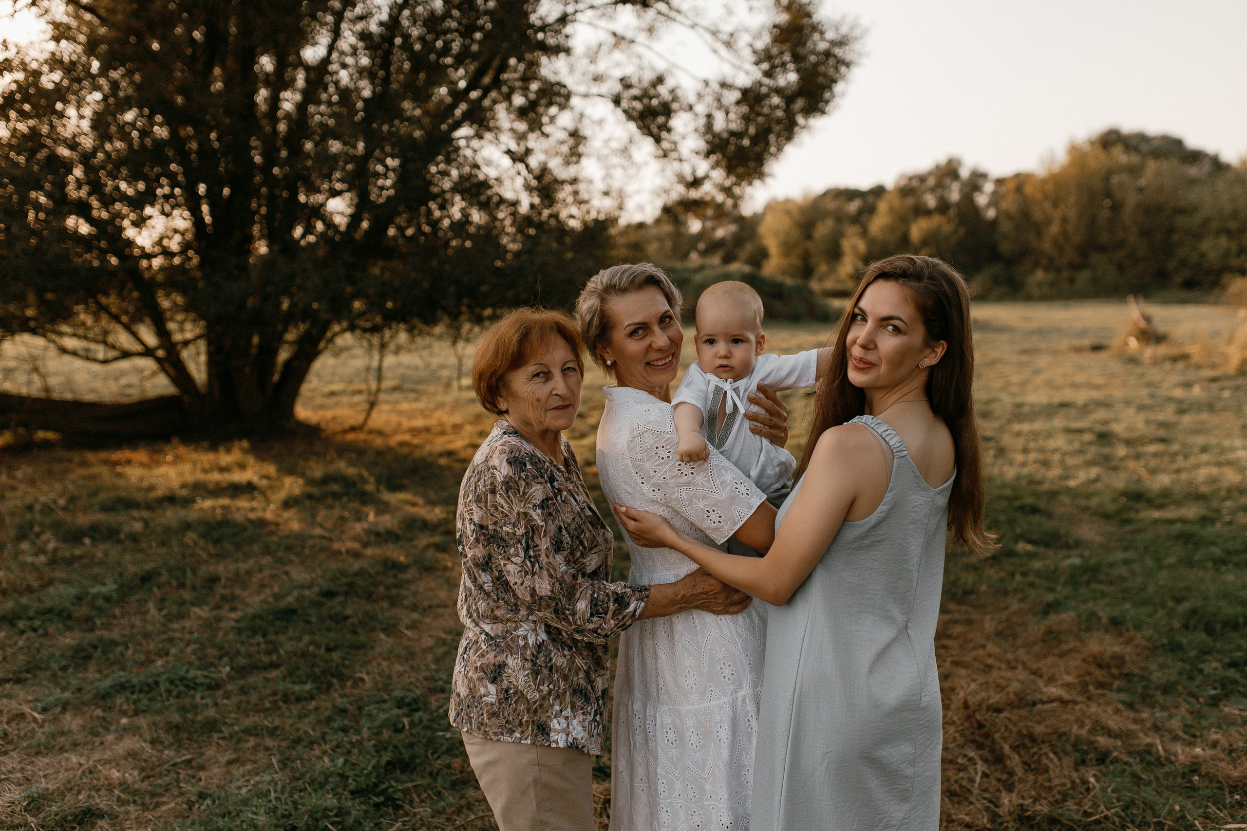 4 поколения. Семейный фотограф Губкин/Старый Оскол
