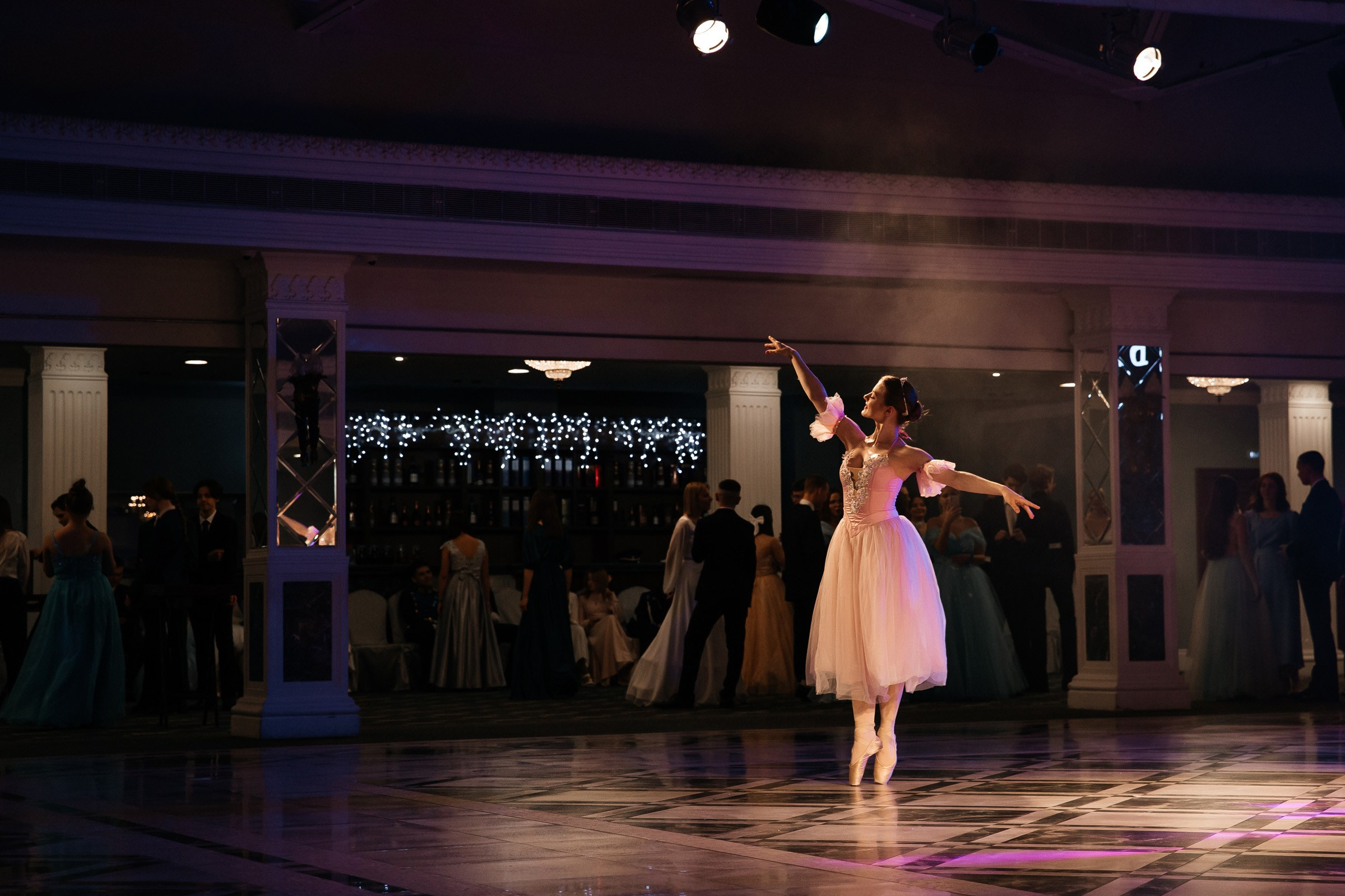 Весенний бал ОЦ № 5. Главная