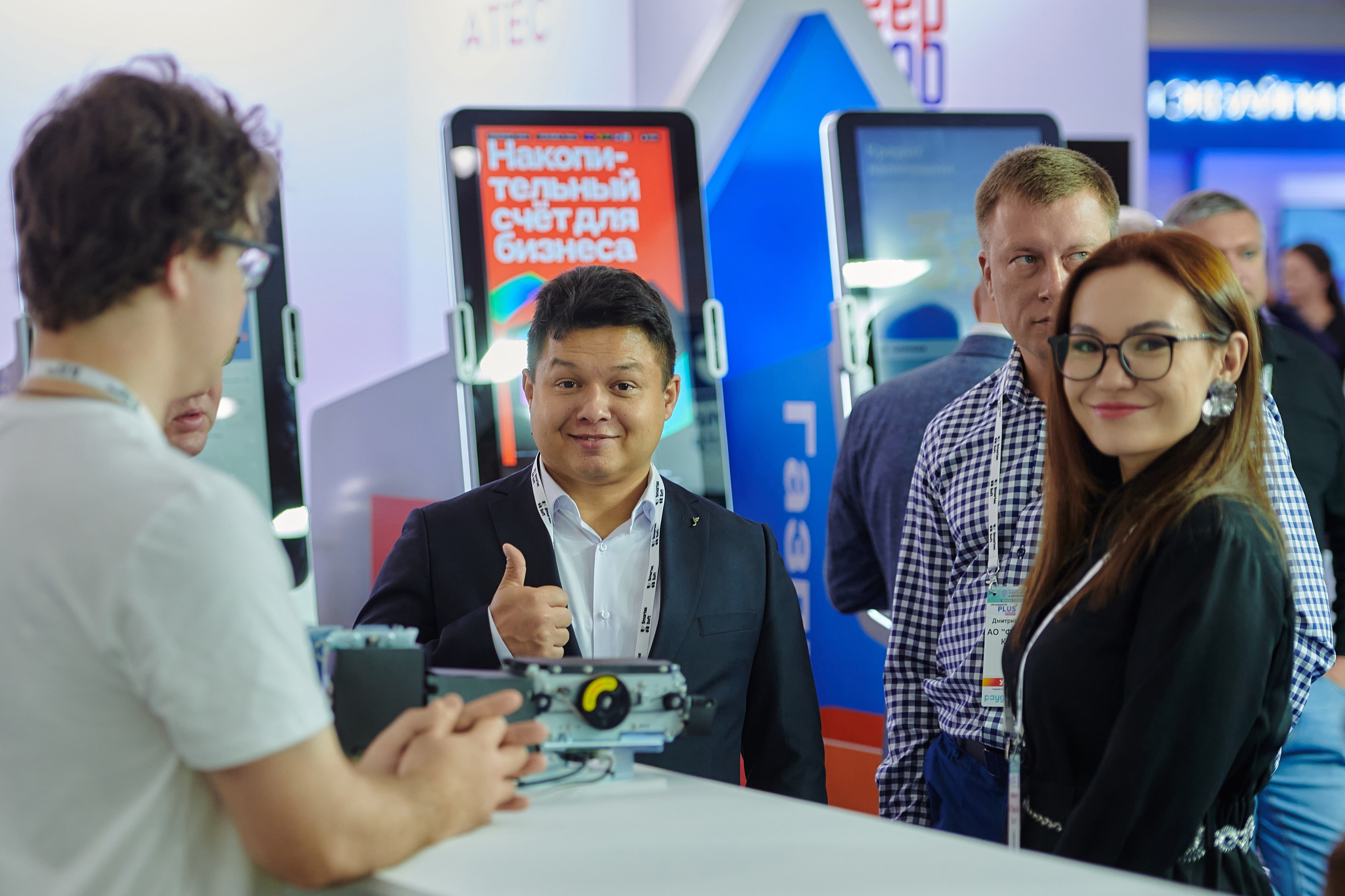 Выставки. Solofilms