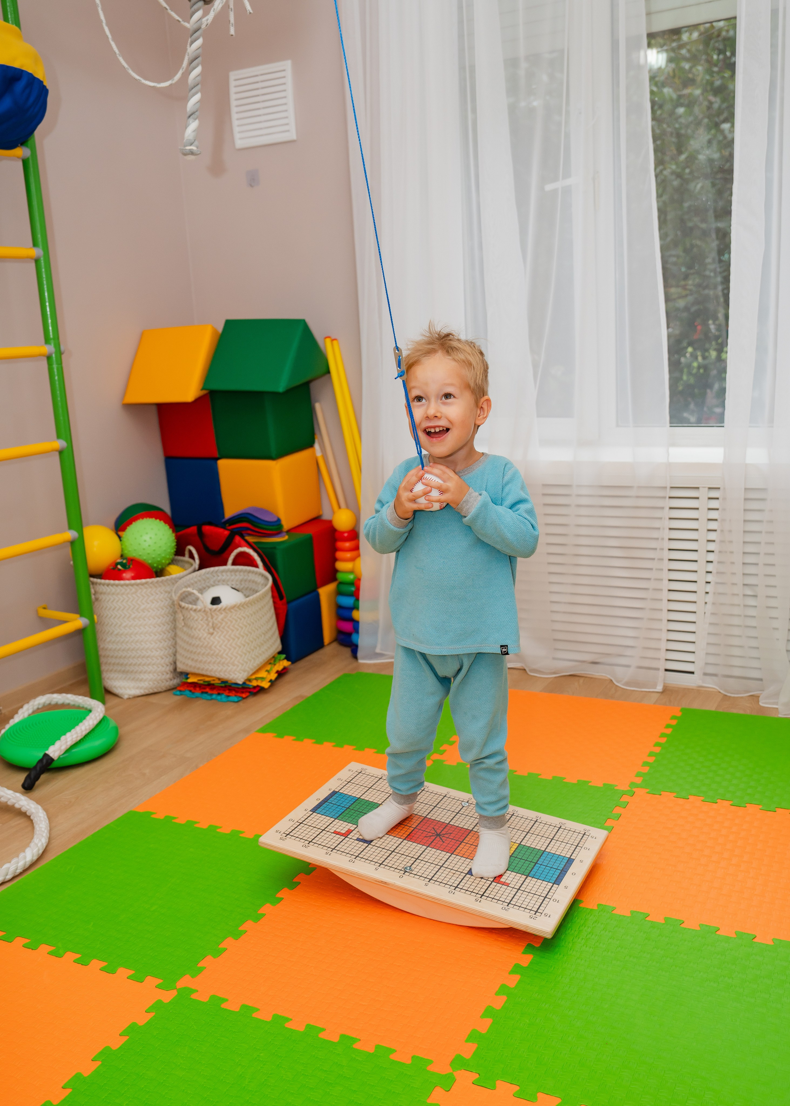 Нейроигры: весело и полезно. Крамер Юлиана детский и семейный фотограф