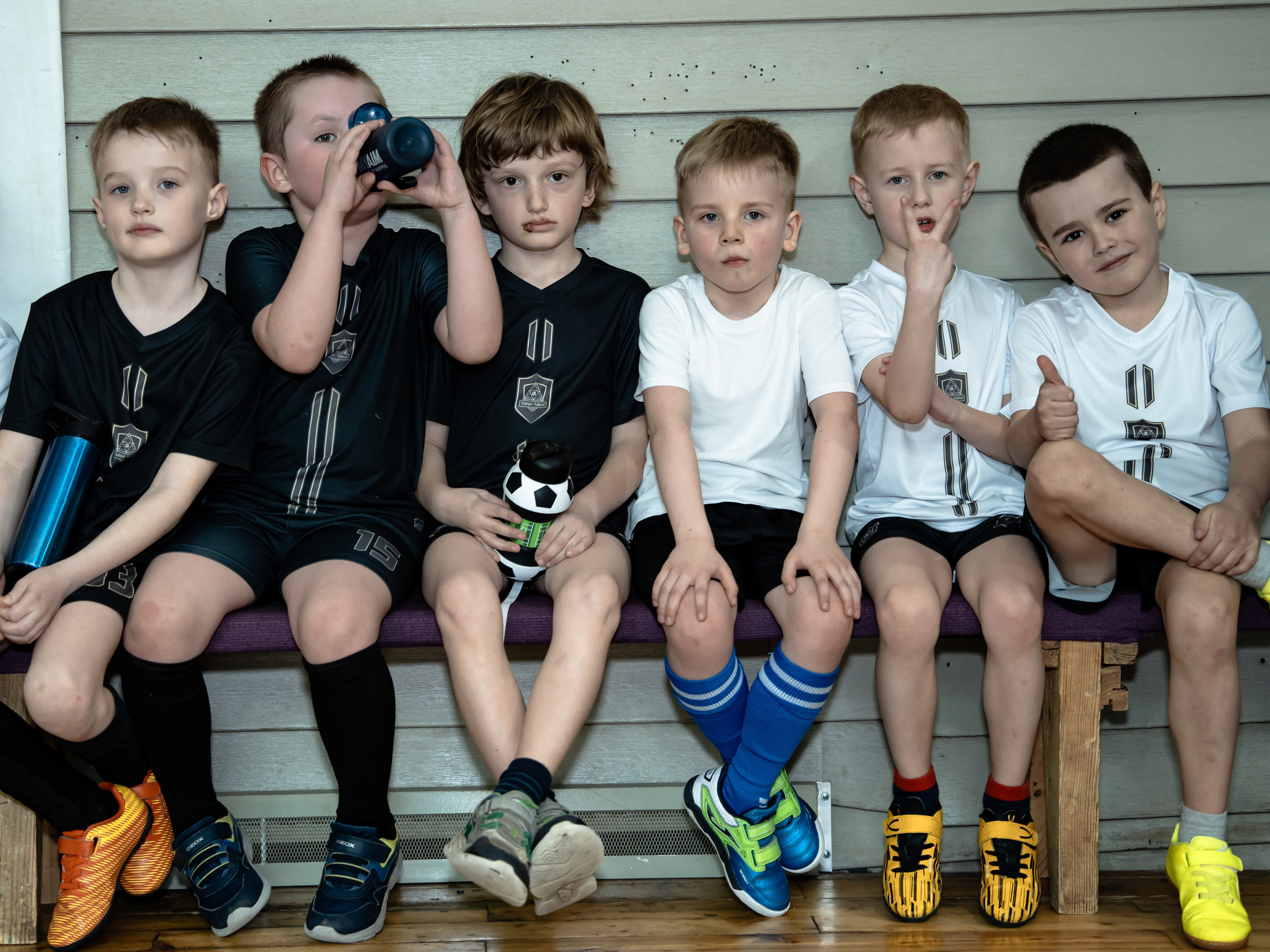 Тики-Така Противостояние 2025. Крамер Юлиана детский и семейный фотограф