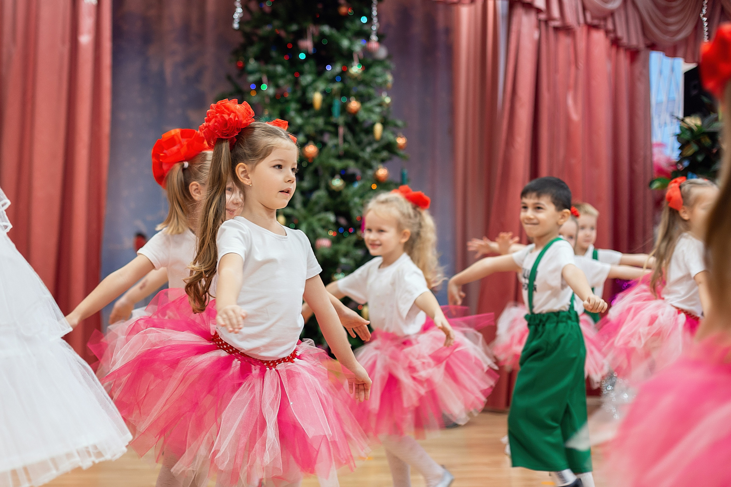 Утренник_"Карамельная фабрика» 2024. Семейный фотограф в Санкт-Петербурге