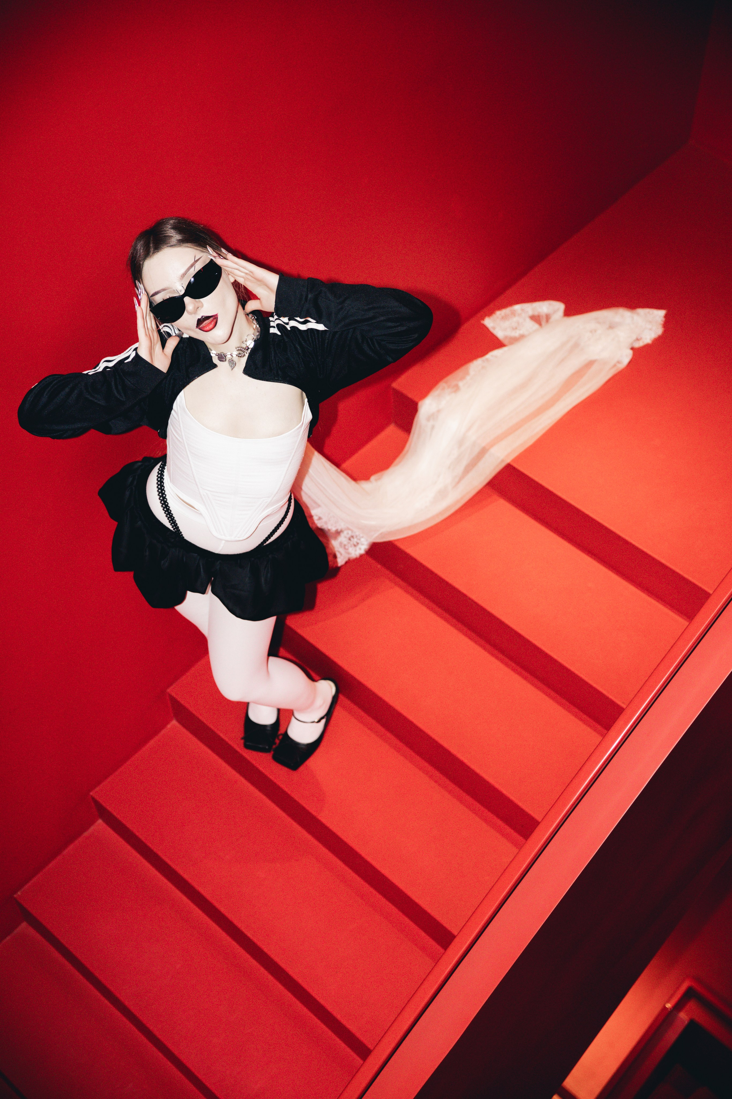 GIRLS. DRIPSTOCK MAG