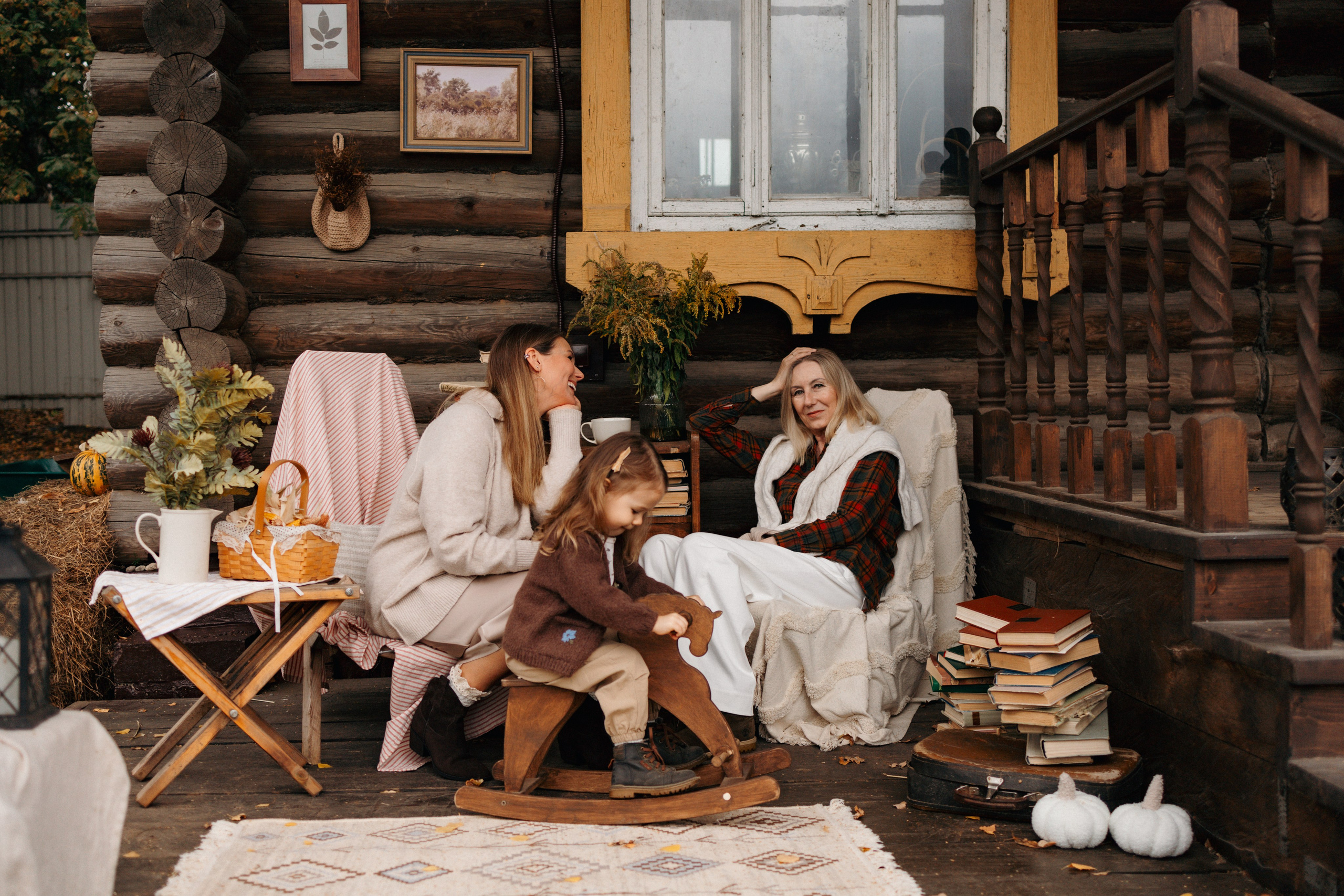 Осень в ладошках мамы. Ваш фотограф