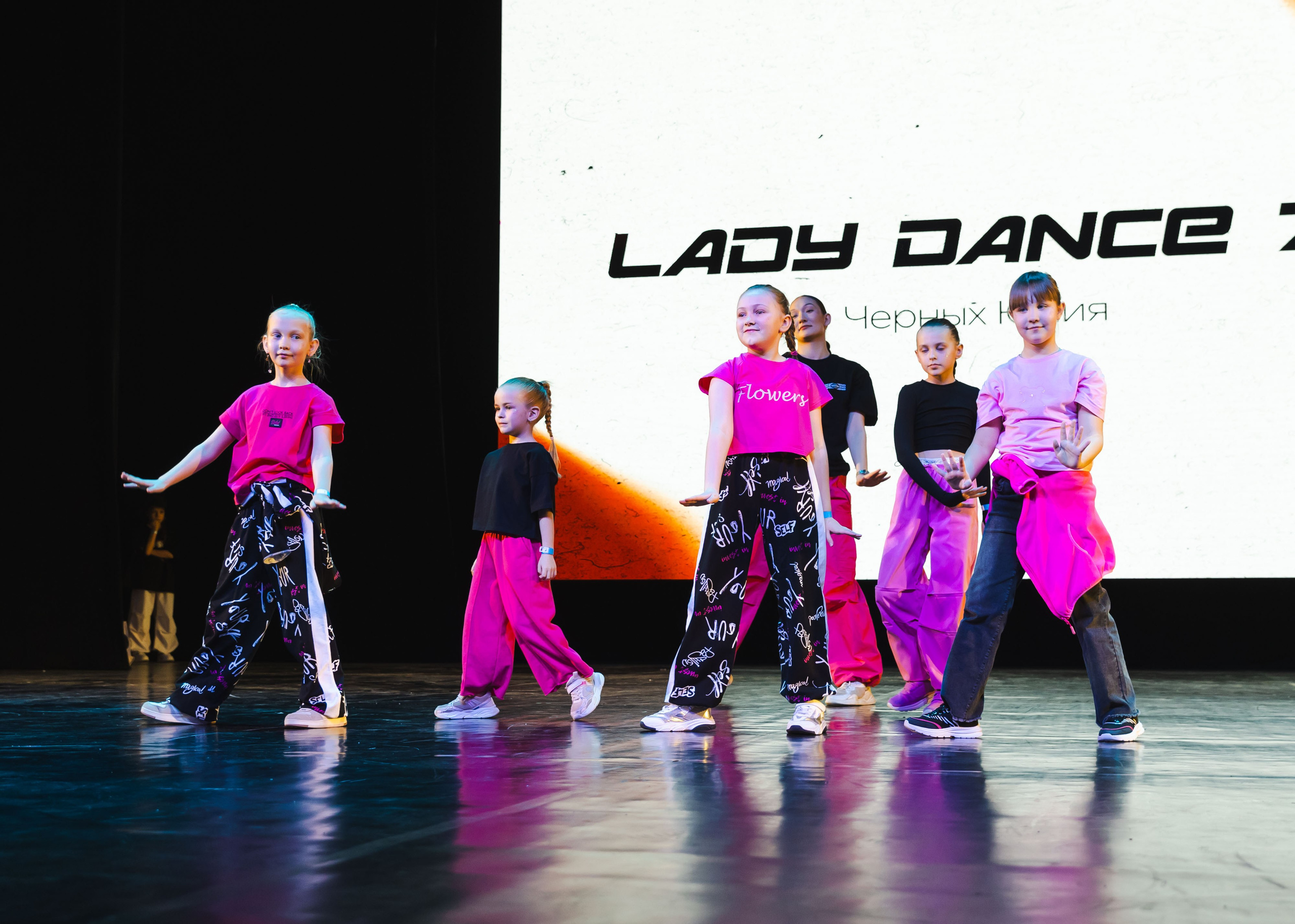 19.01.2025 Отчетный концерт Non Stop. ФОТОГРАФ ВИНОГРАДОВА ДАРЬЯ