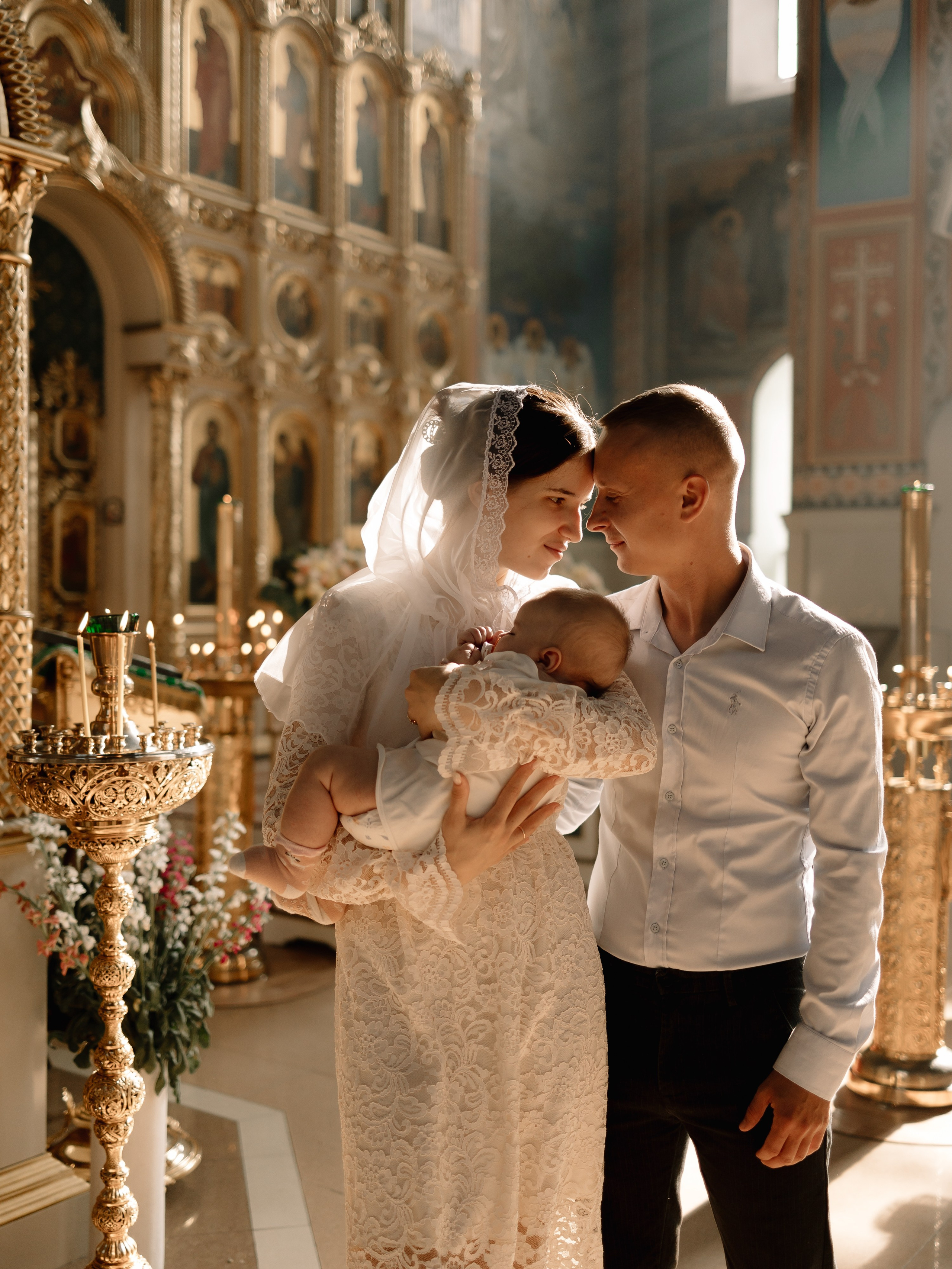 Таинство крещения Миланы. Семейный фотограф в Краснодаре Храмова Анна