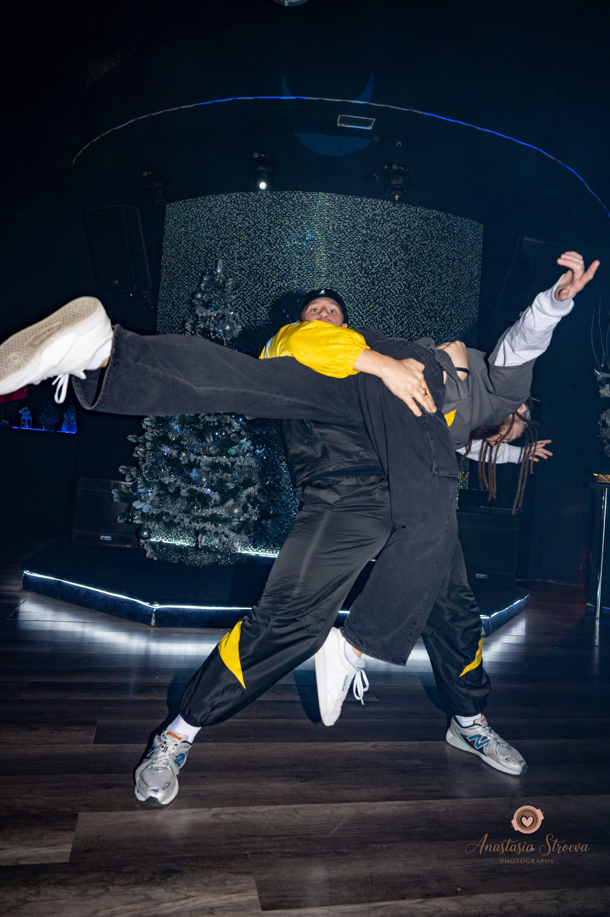 Танцевальное путешествие в 90е. Семейный и детский фотограф в Королеве, Москве и Московской области Строева Анастасия