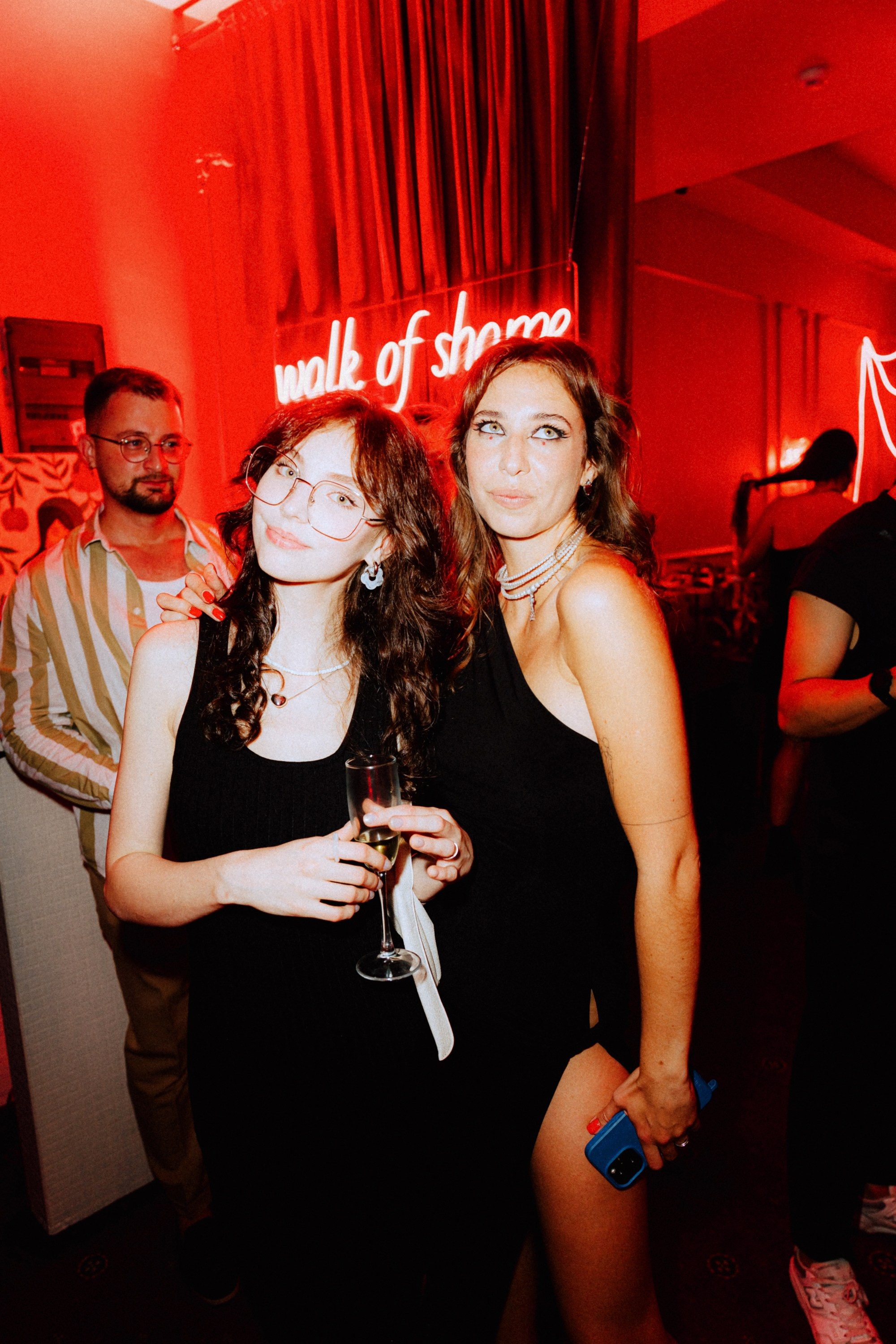 Red Birthday Party in Sol x Magneto. Костя Жуков — фотограф в Москве