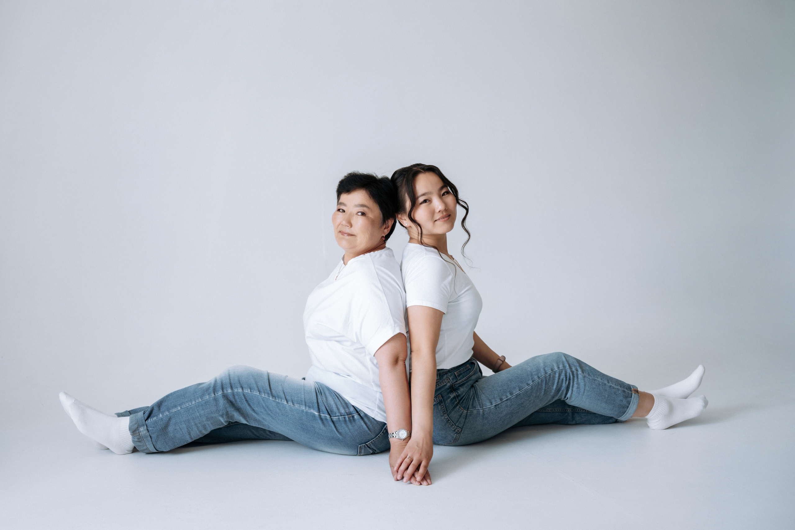 Валентина и Люда Галсановы. Фотограф Улан-Удэ