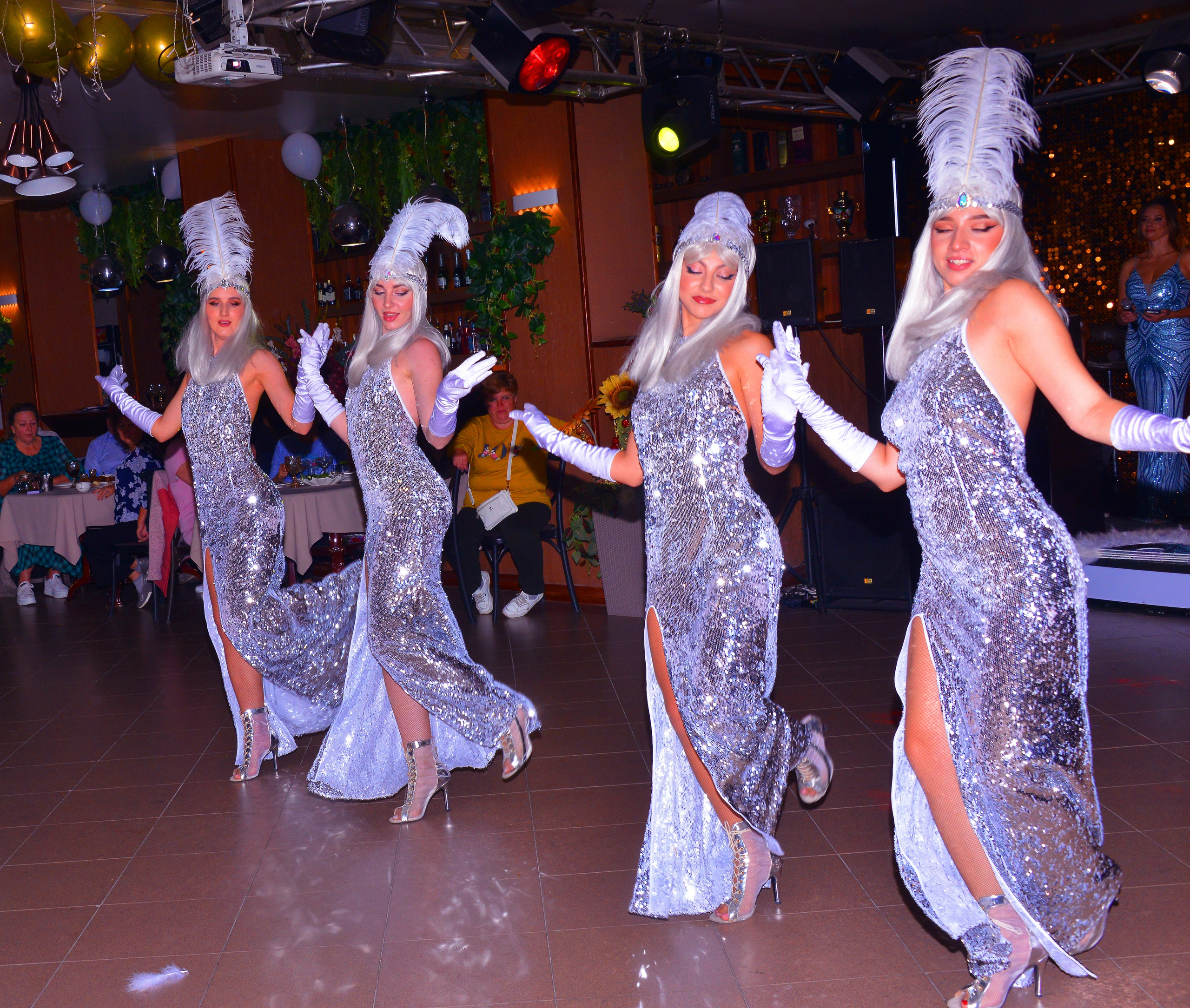 Юбилей. Фотосъёмка. Фотограф Сергей Авдеев-семейный и детский фотограф в Алматы