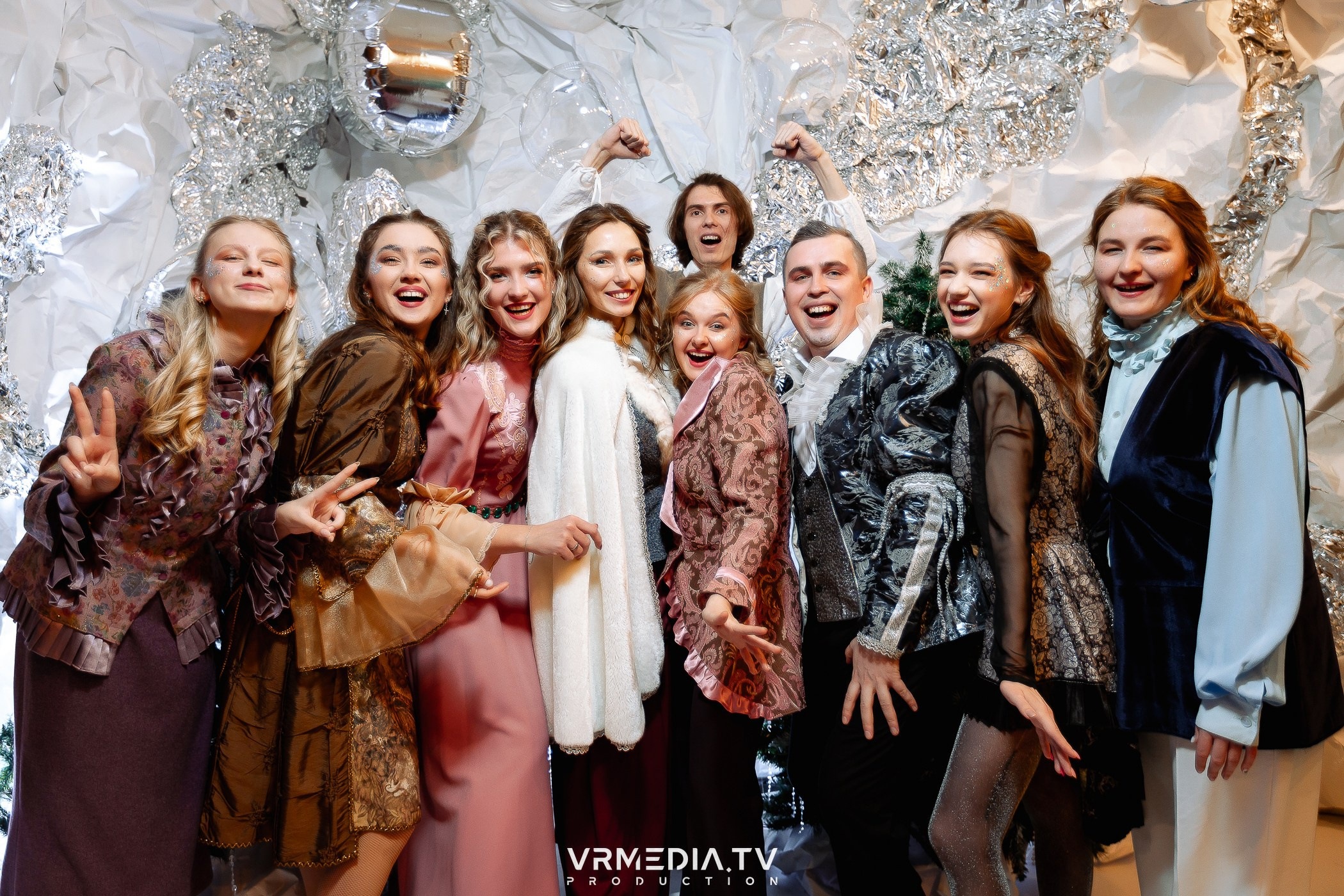 Новогодний вечер в ресторане «Лазурный Берег»