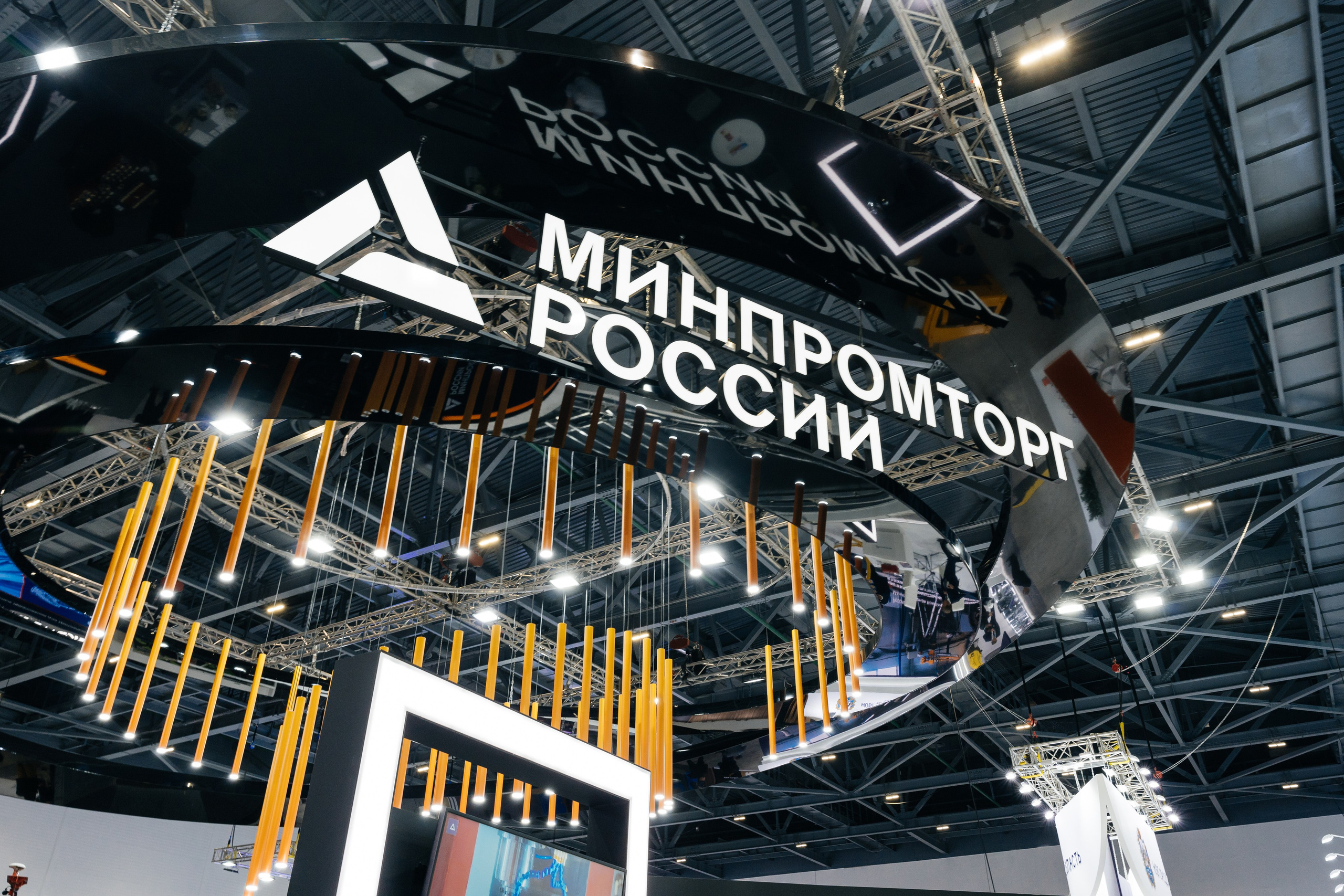 Innoprom Astana 2024. Репортажный фотограф в Астане — Диана Калтаева, портретный фотограф