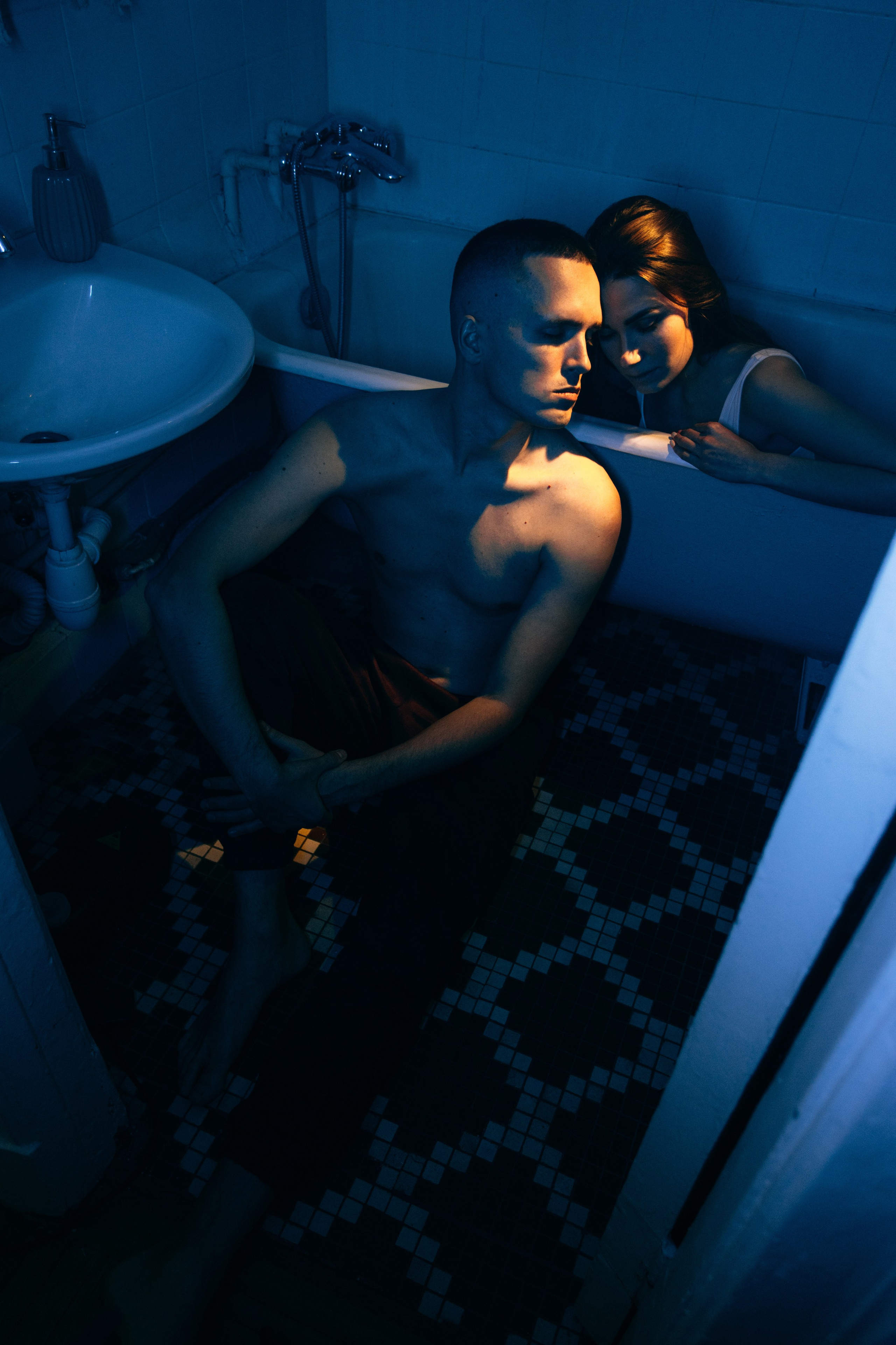 Меланхолия чувств. Портретный фотограф Лакшин Денис. Истории через фотографию