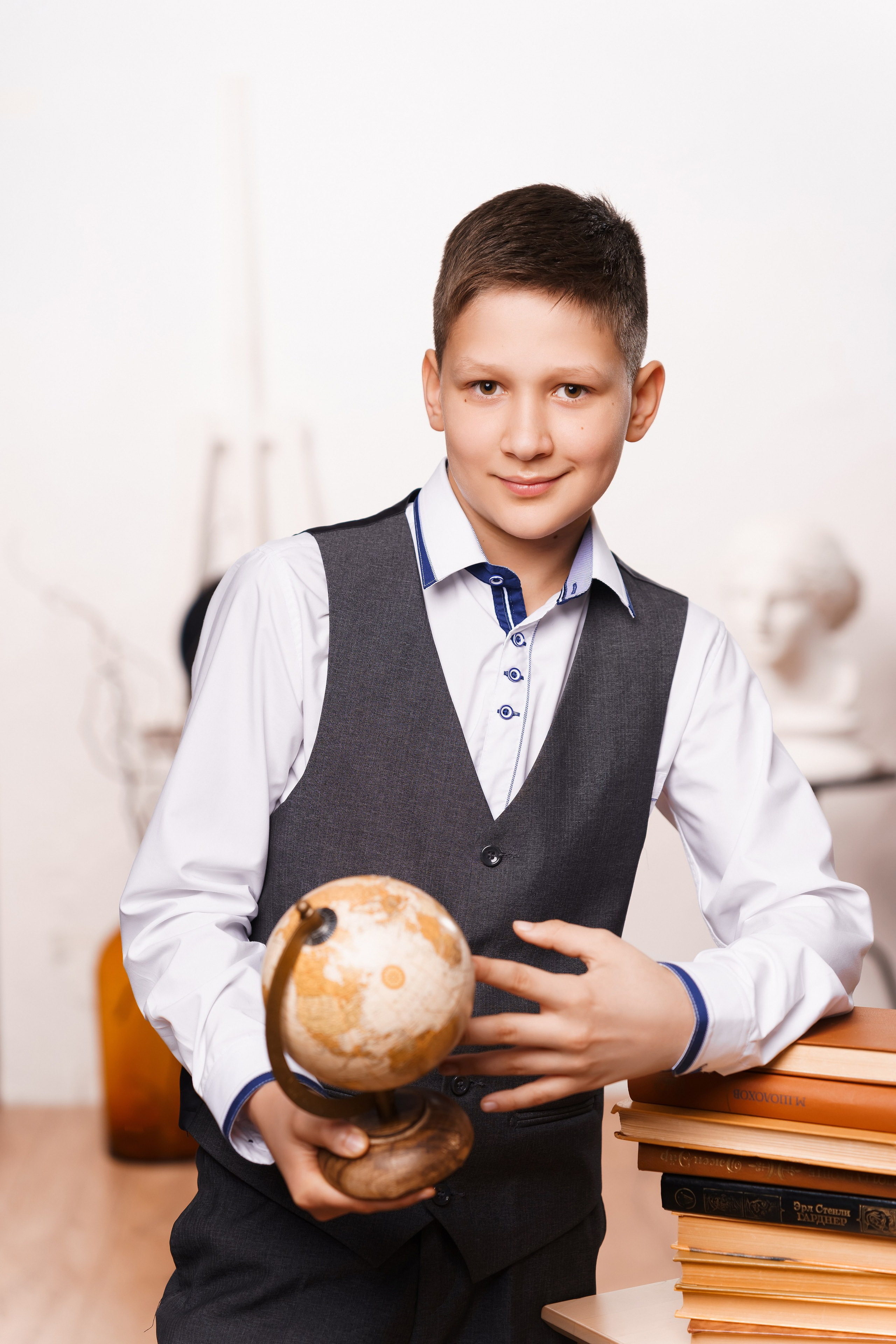 Белая. Выпускные альбомы и фотосессии в Кирове от Протасовой Жени