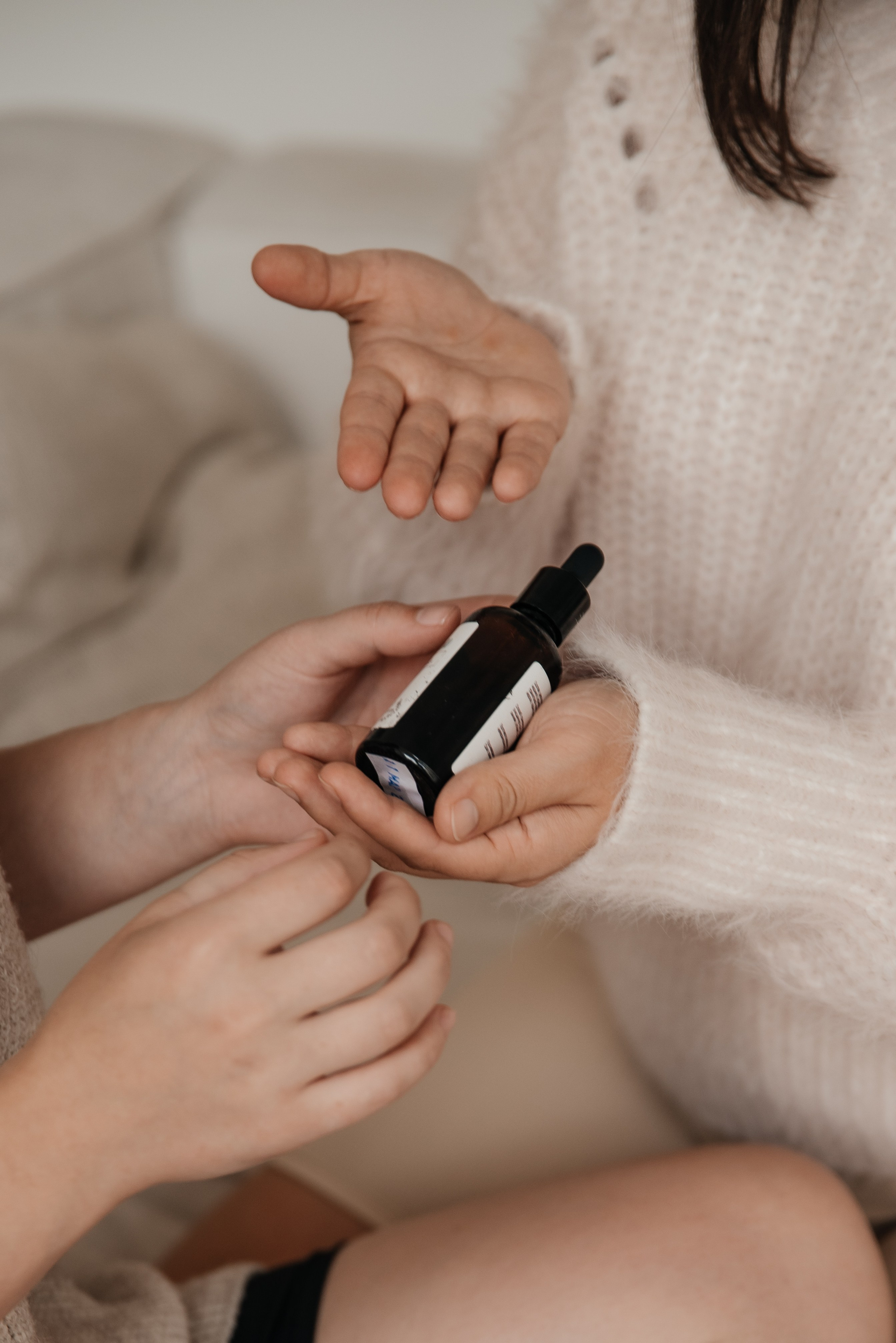 Мастера массажа для соц.сетей. Свадебный и семейный фотограф Юлия Чернобай | Подольск, Москва, Московская область