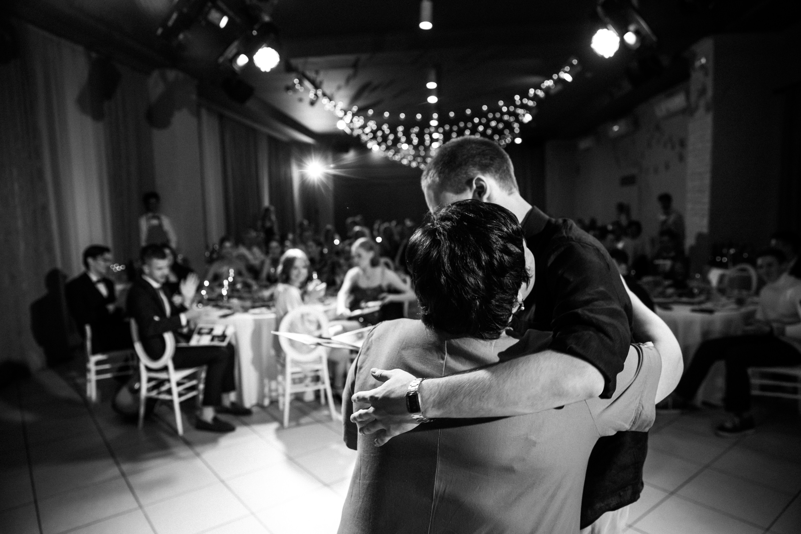 2023-06-23 Выпускной МБОУ СОШ № 10. Фотограф в Красноярске