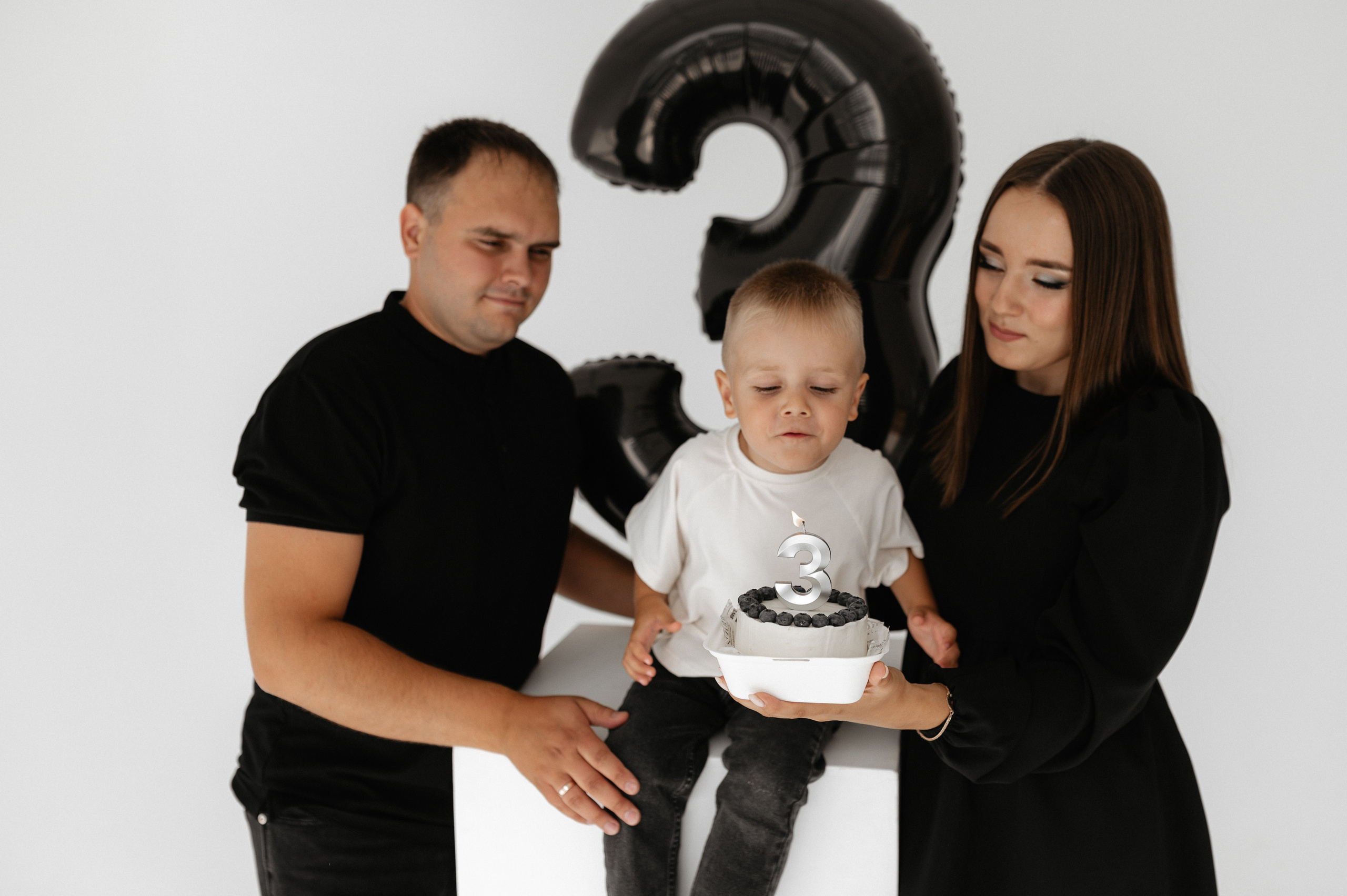 Детский black ДР в студии. Главная