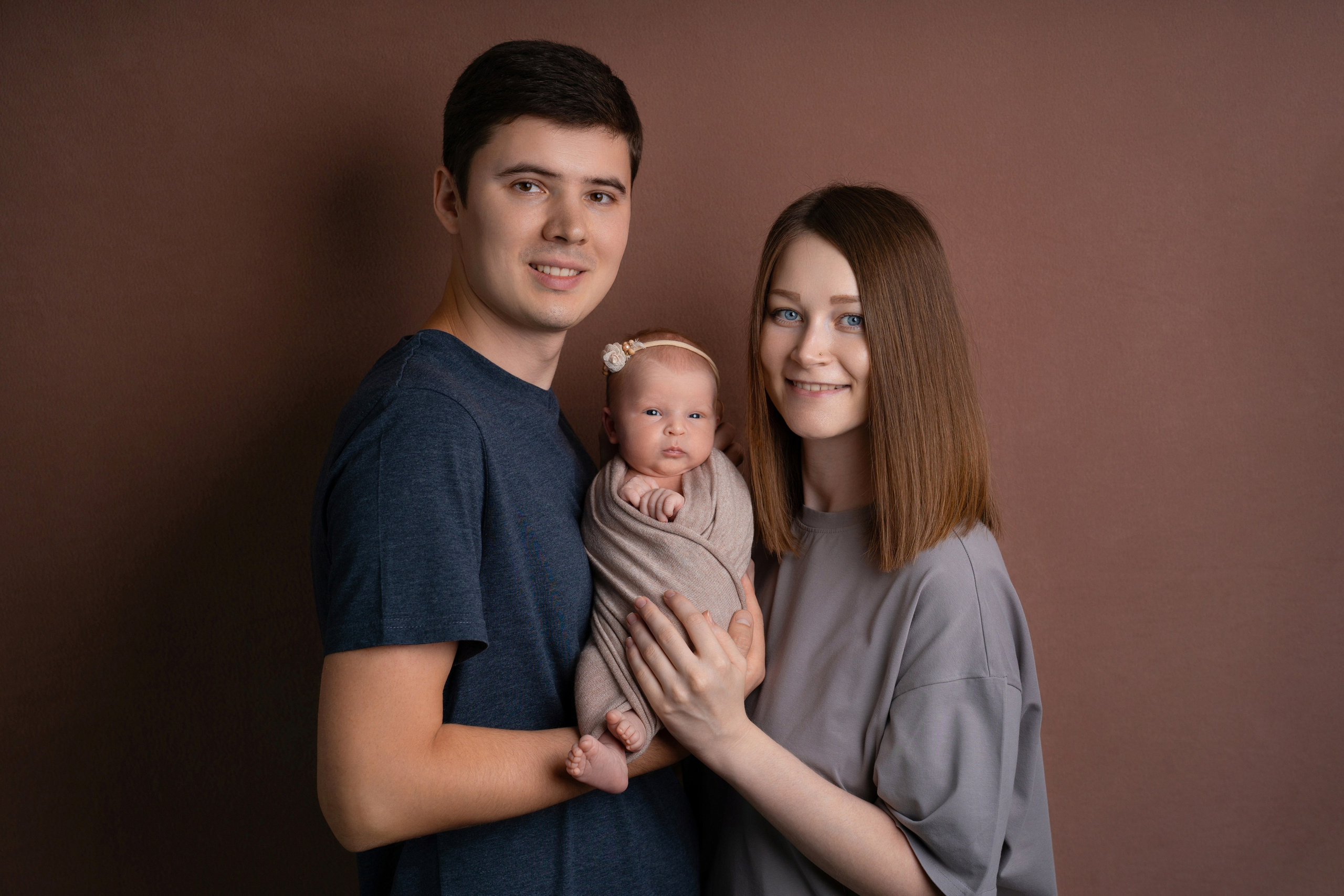 Фото с родителями/Макроснимки. Фотограф новорожденных Оренбург и свадебный фотограф Оренбург