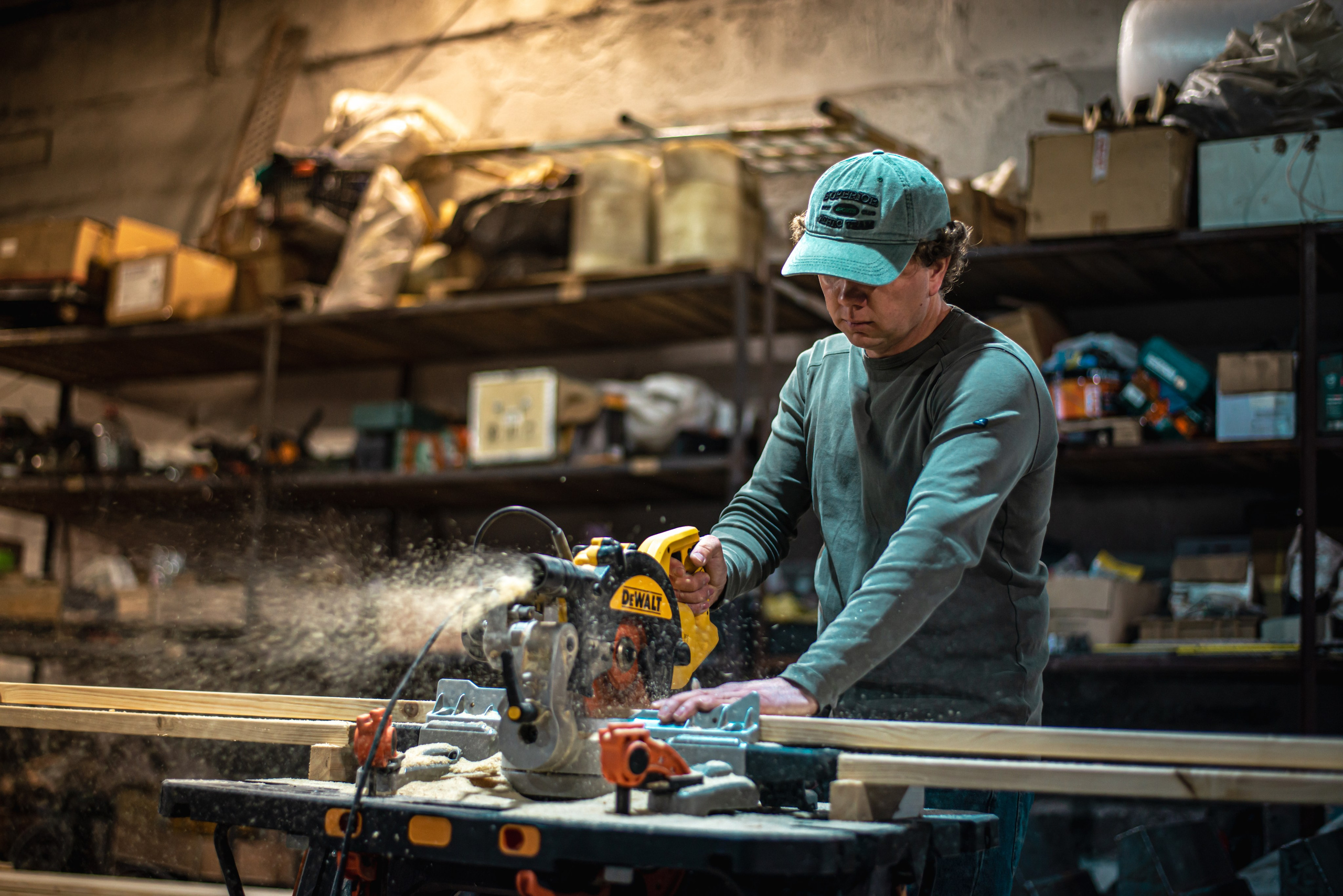 Тех обслуживание нерудных карьеров, строительство ангаров, промышленное строительство, токарные работы, ремонт установок, сеялок, грохотов,. Rystemys Picture