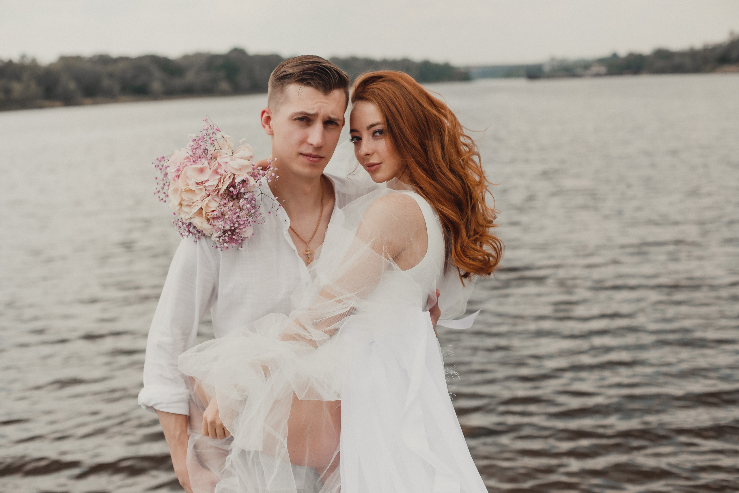 Не классическая на берегу. Креативный и женский Фотограф Омске Наталья Лебедева