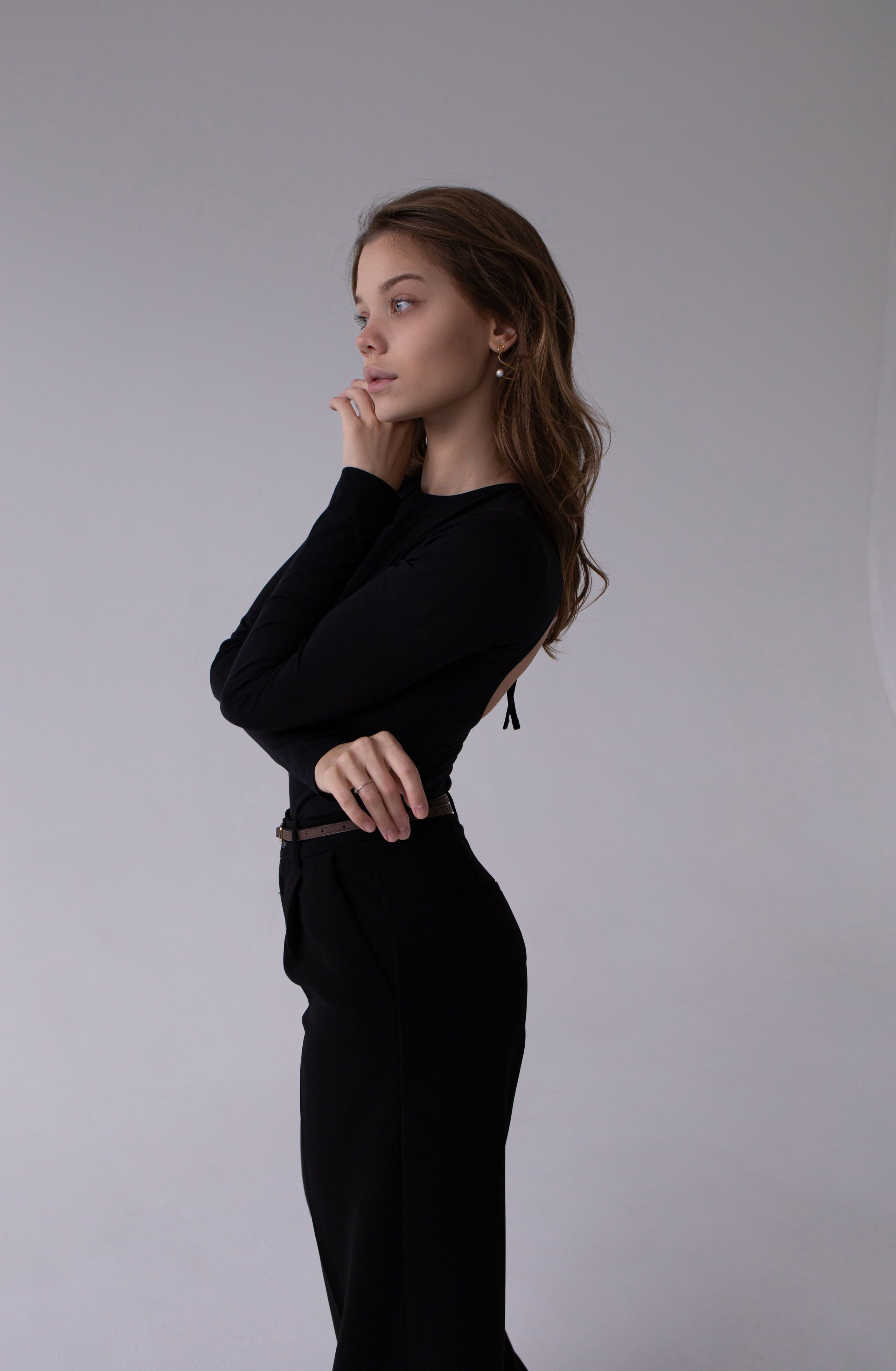 Женские портреты в студии. Главная