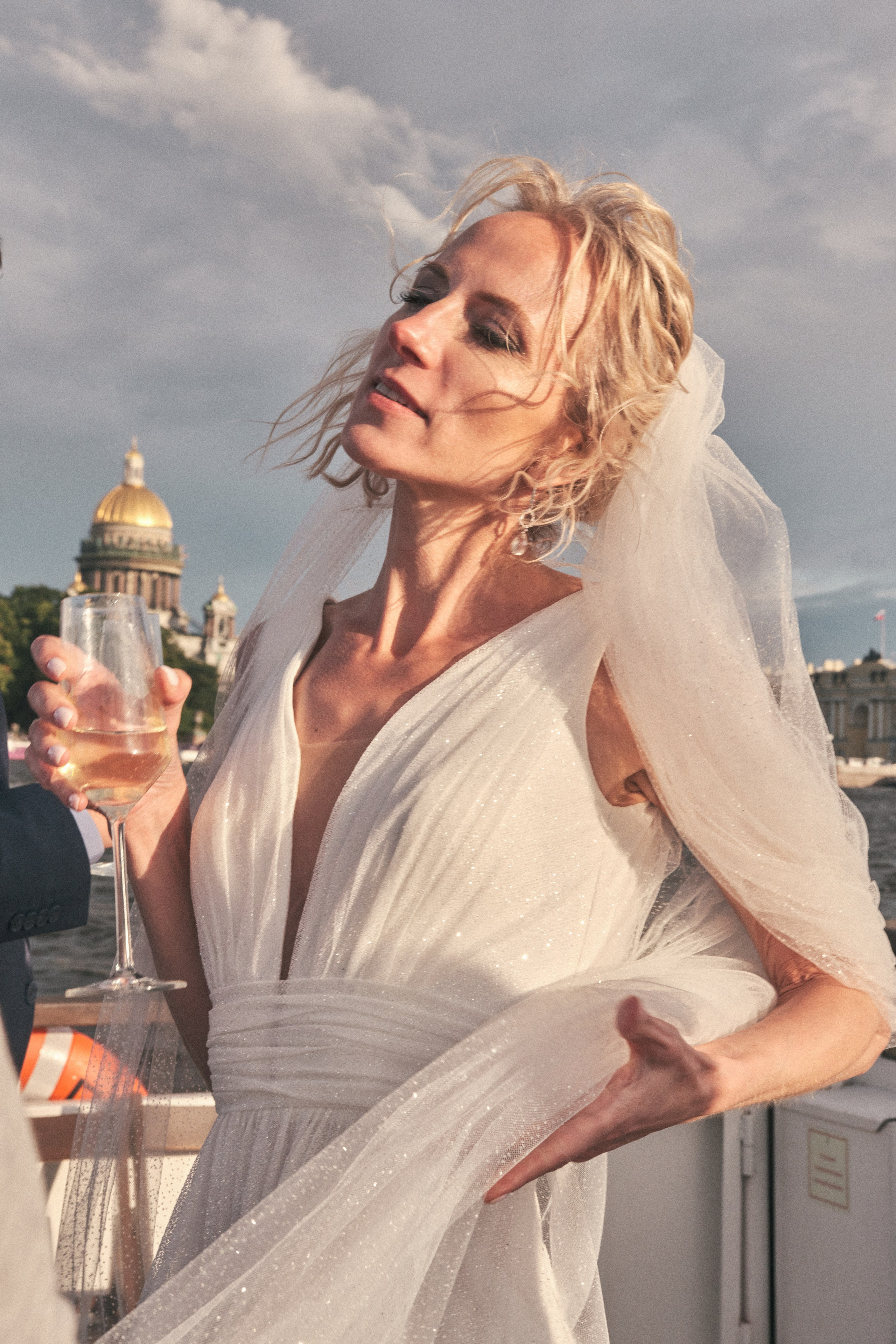 Теплоходы. Юреализм