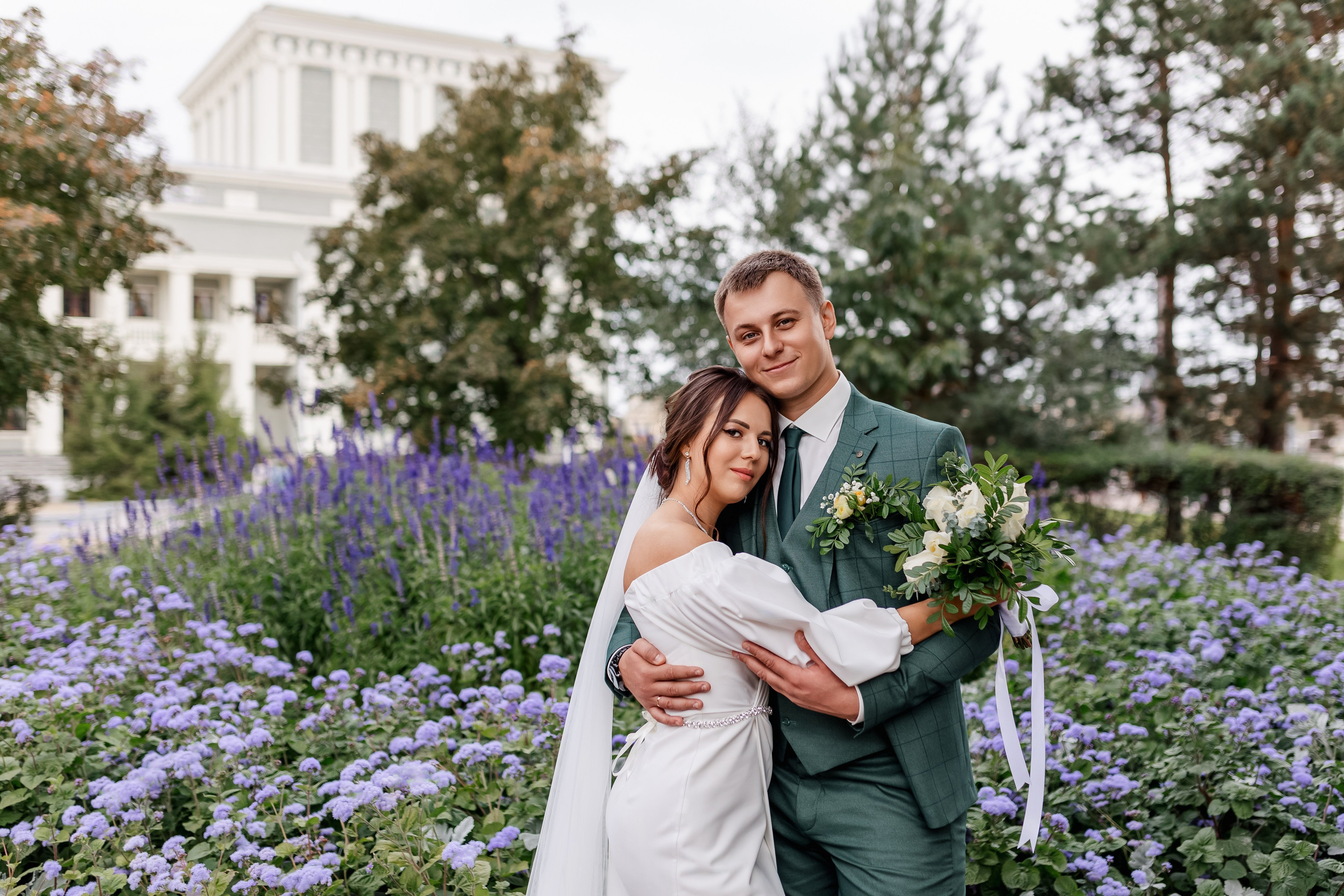 Олег и Юлия. Свадебная прогулка. Свадебный фотограф в Хабаровске