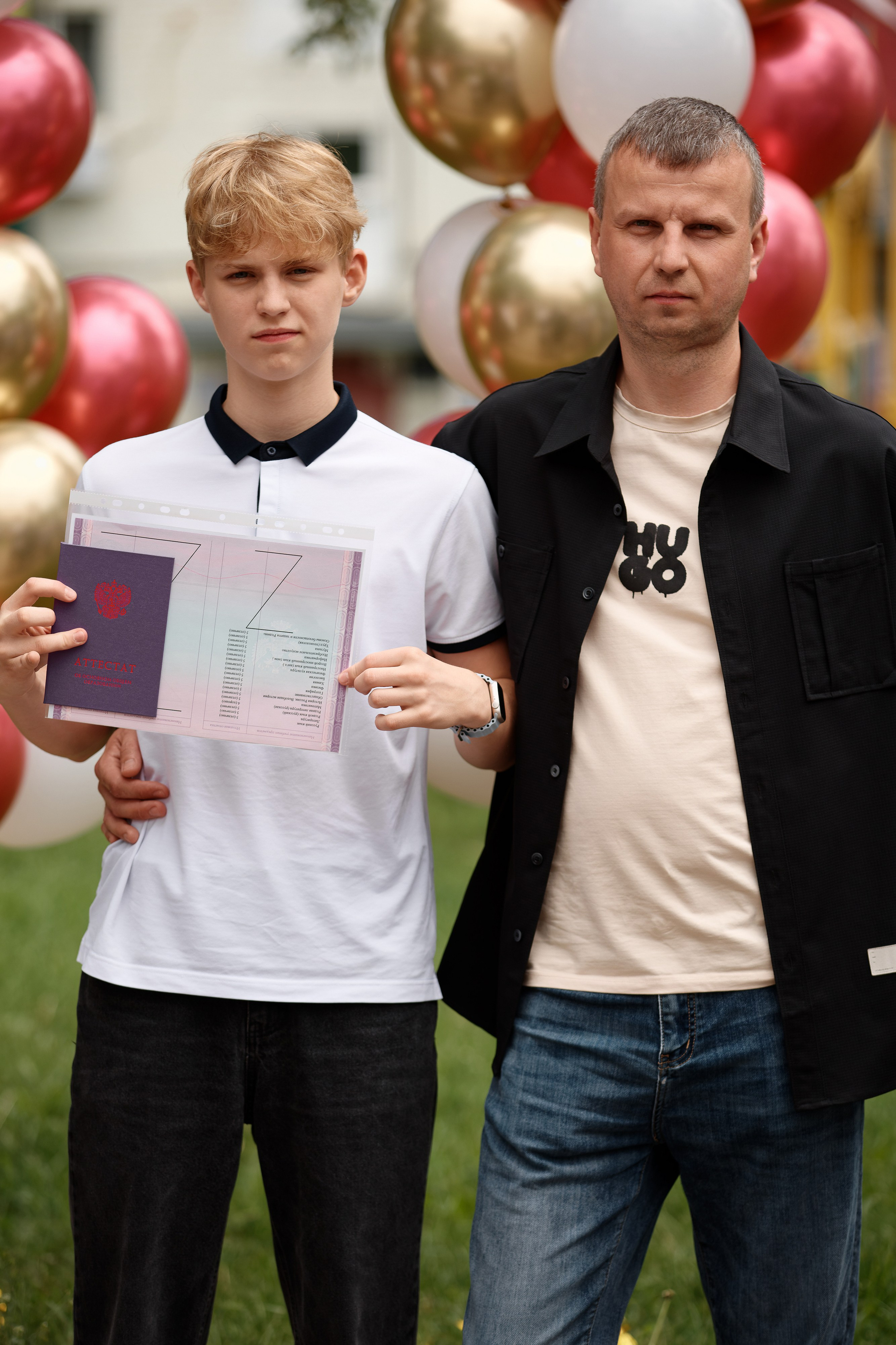 Вручение аттестатов Школа № 57. Семейный фотограф — Макс Белогрудов