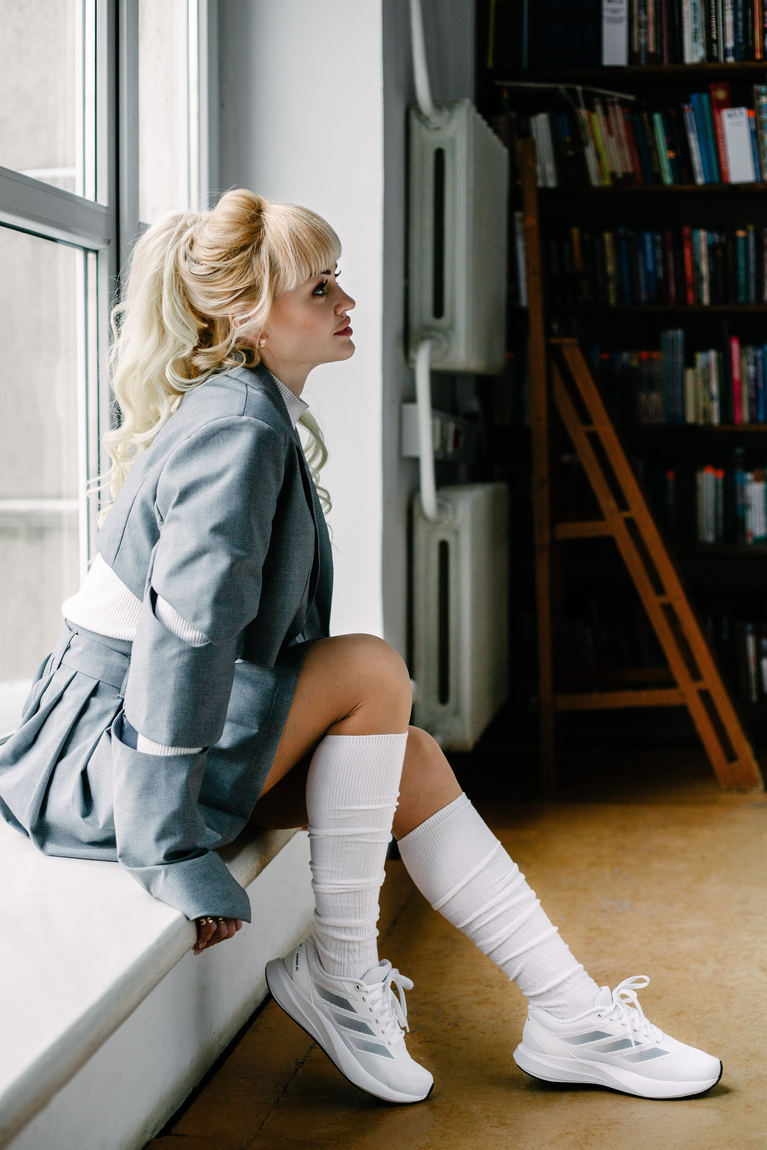 В библиотеке только шёпотом. Нечехова Виктория