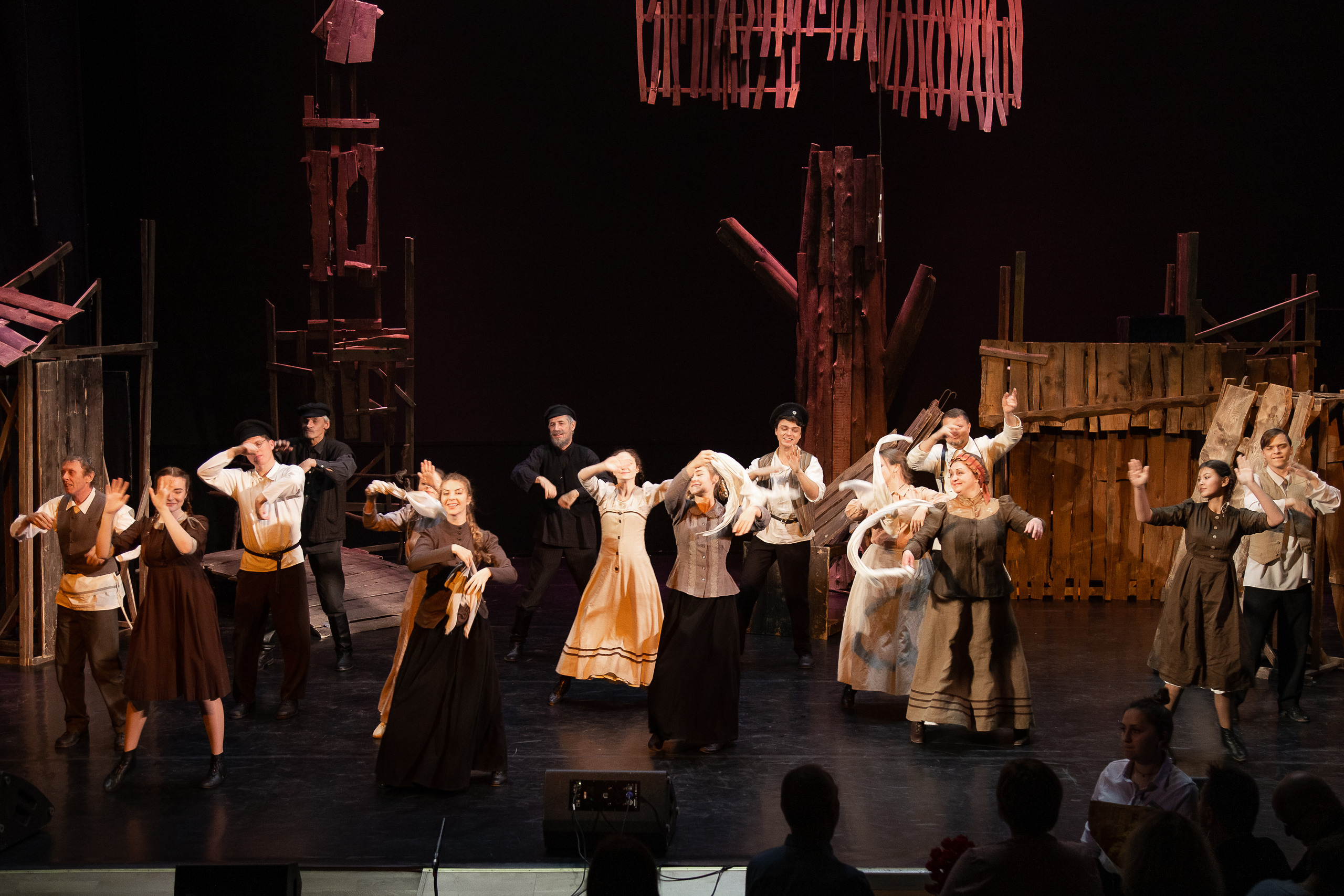 Поминальная молитва. Свадебный Семейный Репортажный фотограф в Москве