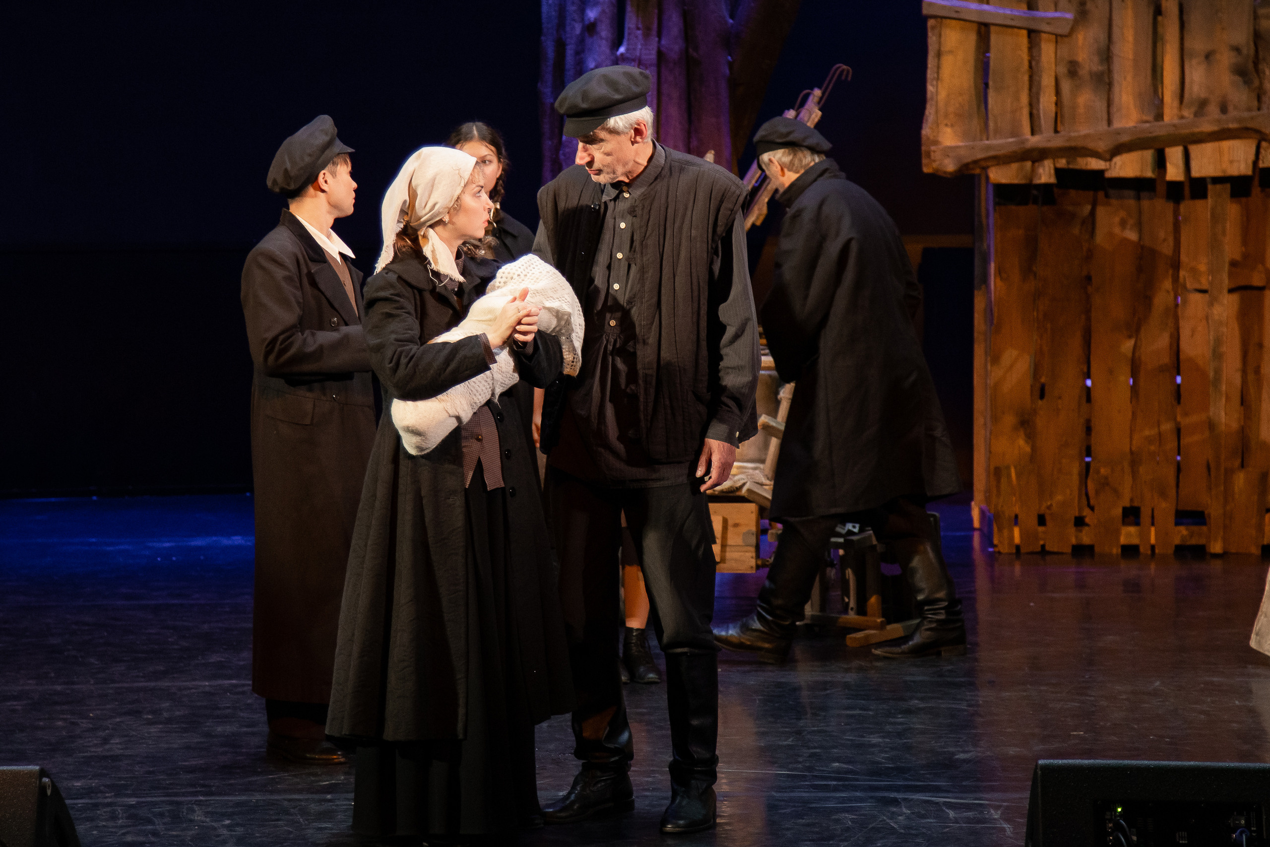 Поминальная молитва. Свадебный Семейный Репортажный фотограф в Москве