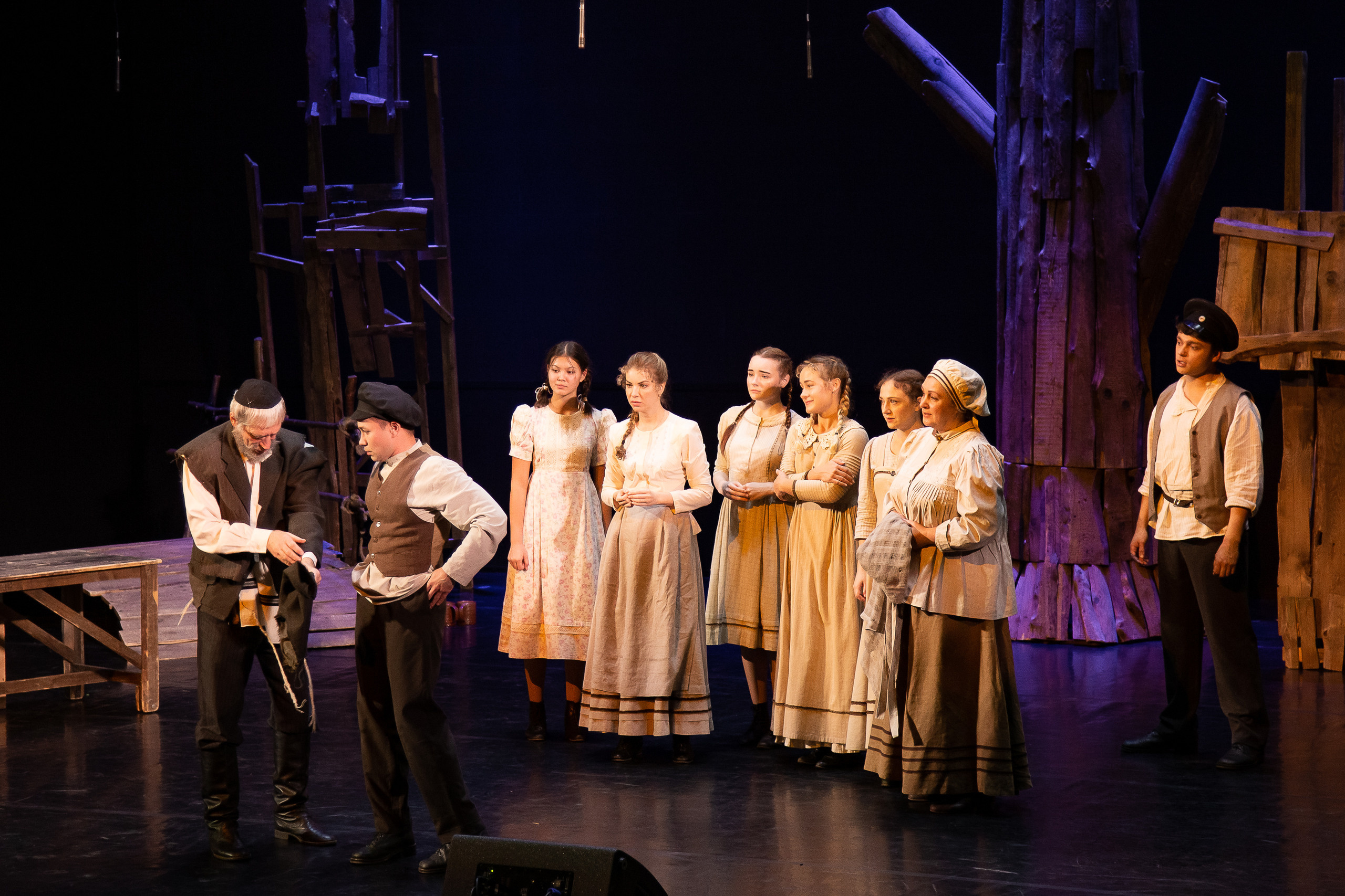 Поминальная молитва. Свадебный Семейный Репортажный фотограф в Москве