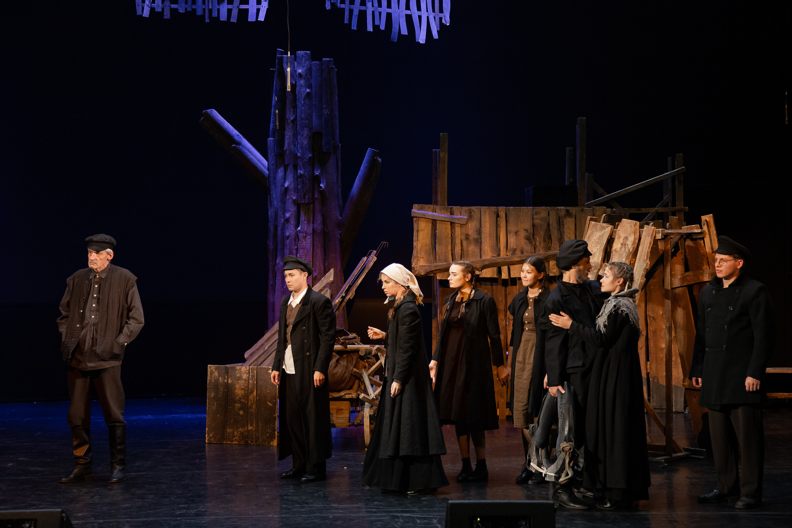 Поминальная молитва. Свадебный Семейный Репортажный фотограф в Москве