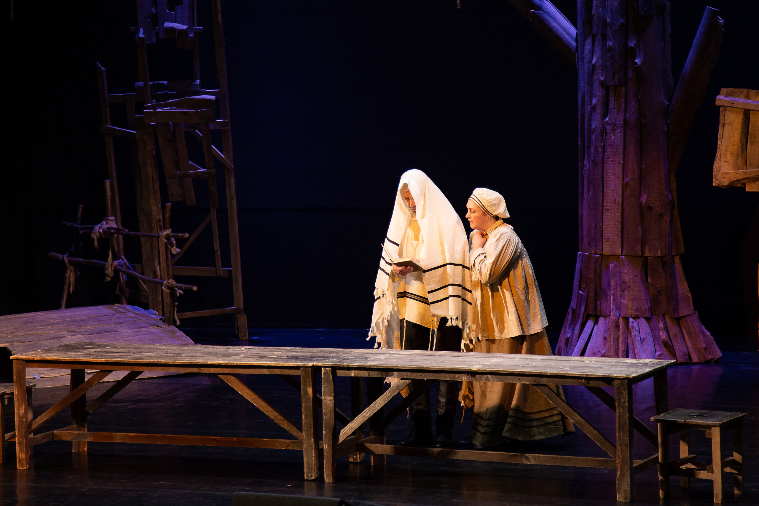 Поминальная молитва. Свадебный Семейный Репортажный фотограф в Москве