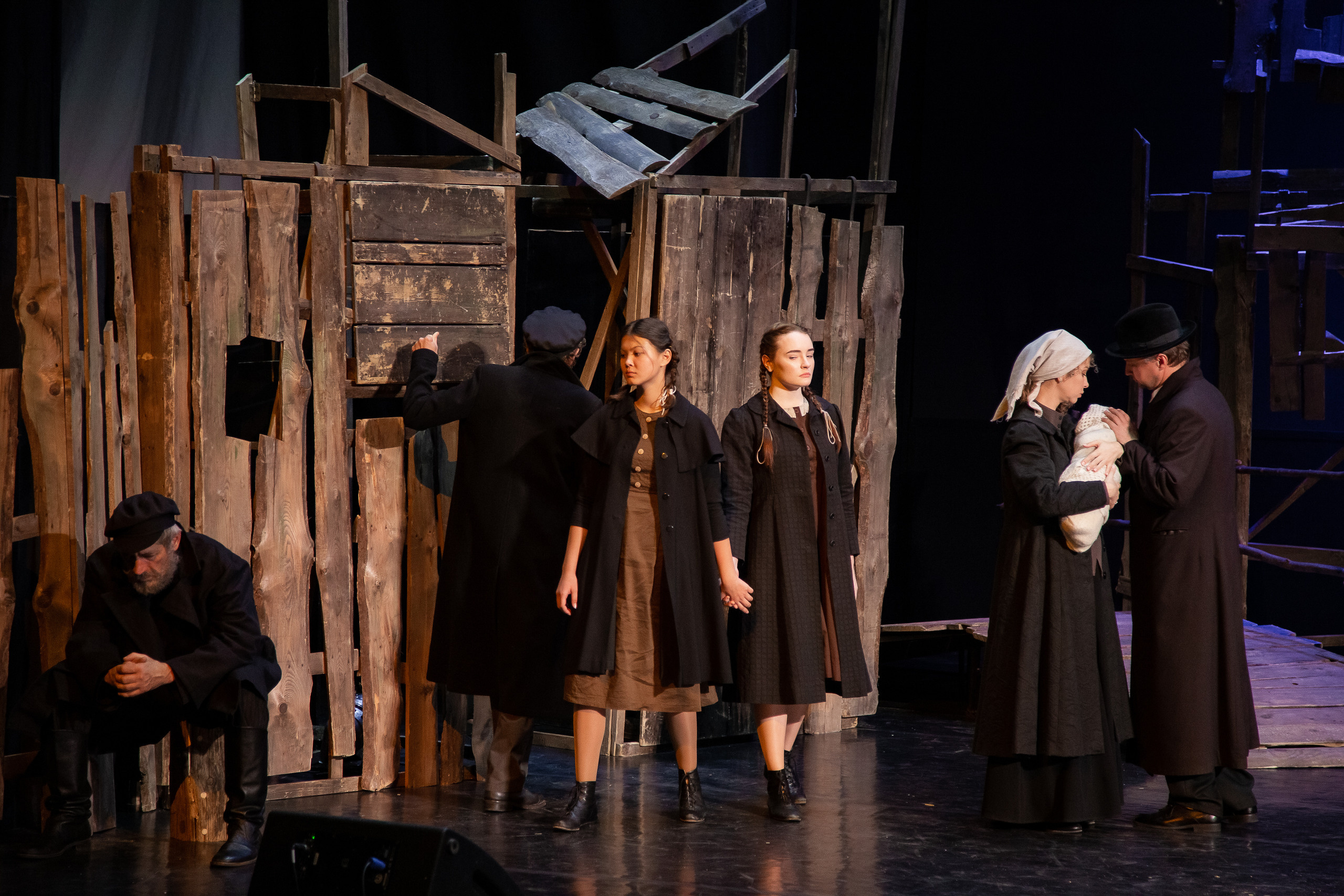 Поминальная молитва. Свадебный Семейный Репортажный фотограф в Москве