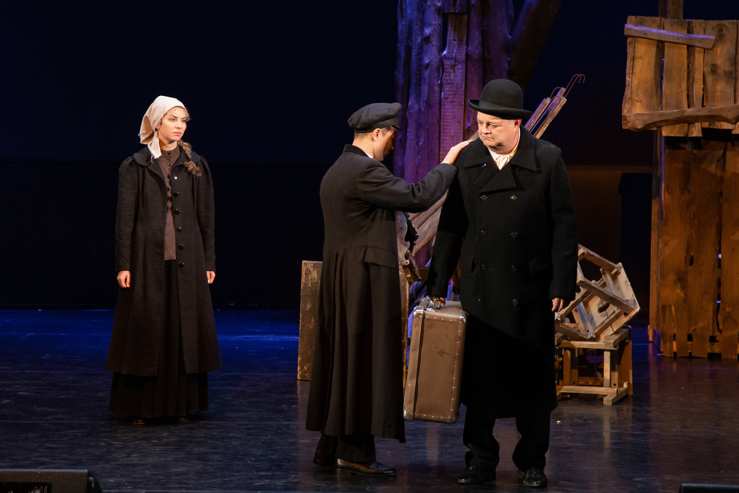 Поминальная молитва. Свадебный Семейный Репортажный фотограф в Москве