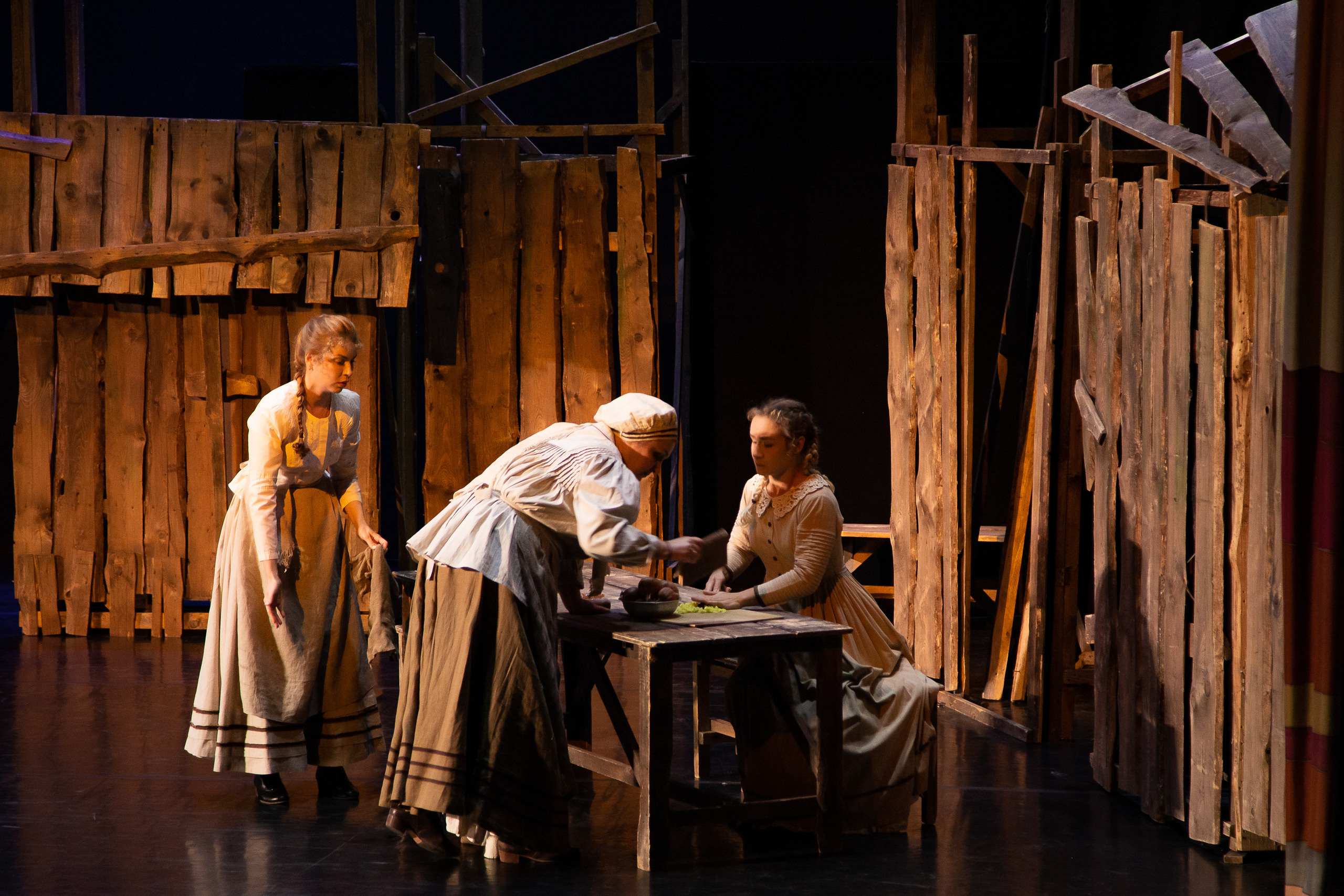 Поминальная молитва. Свадебный Семейный Репортажный фотограф в Москве